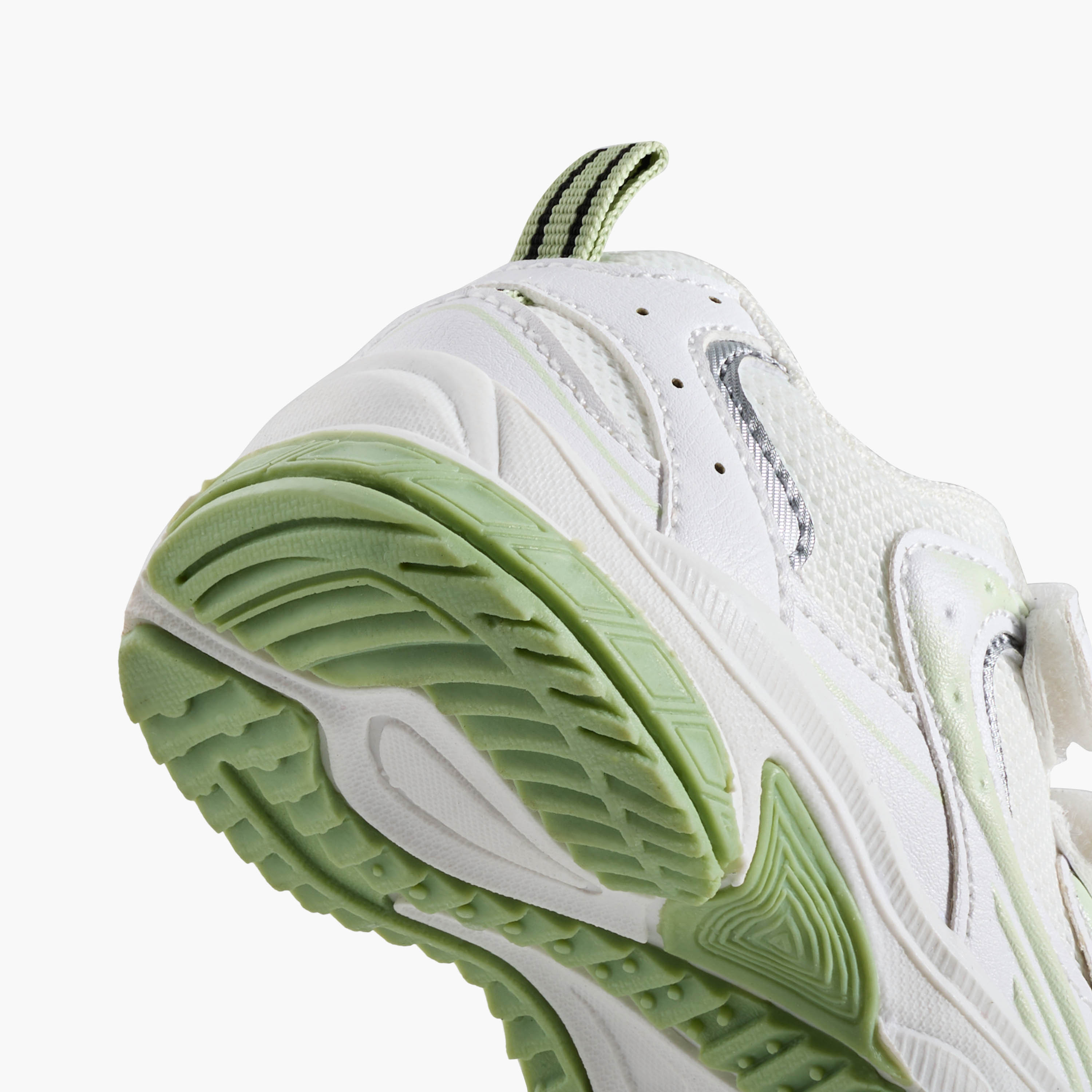 حذاء سنيكرز بشريط إغلاق لاصق للأولاد من جونيورز-boys-shoes-sneakers-image-5