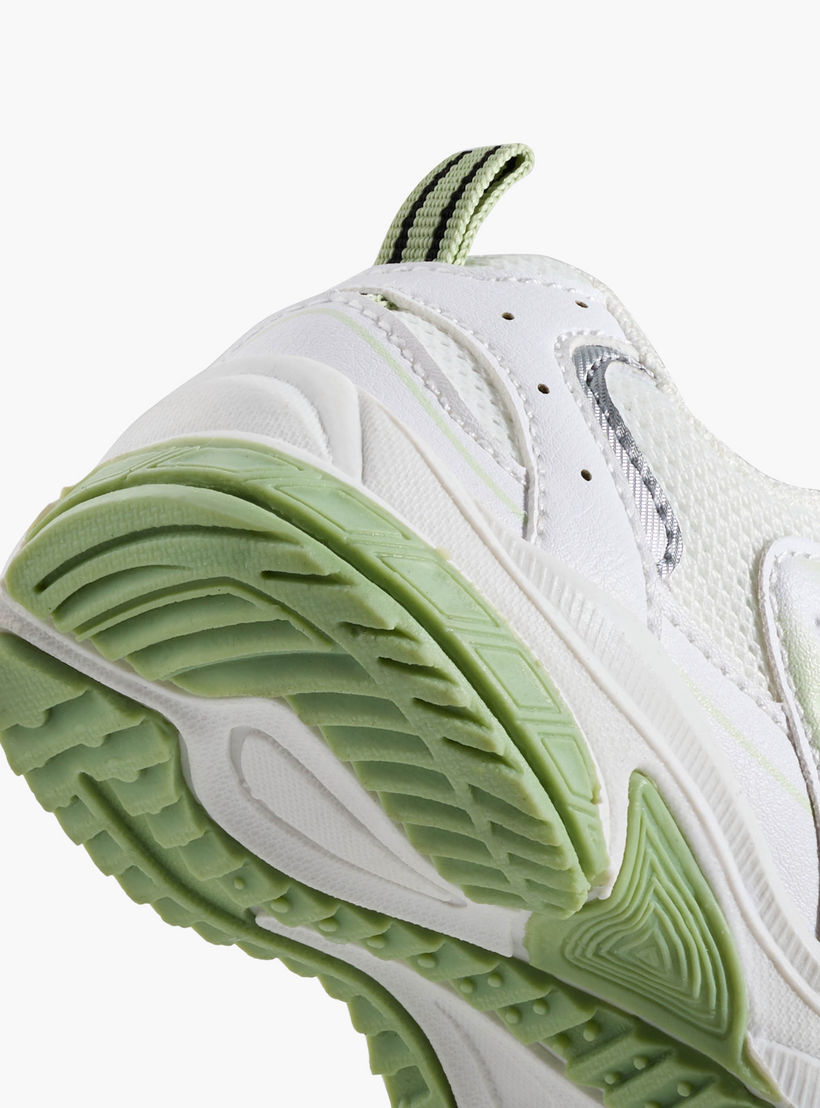 حذاء سنيكرز بشريط إغلاق لاصق للأولاد من جونيورز-boys-shoes-sneakers-image-5