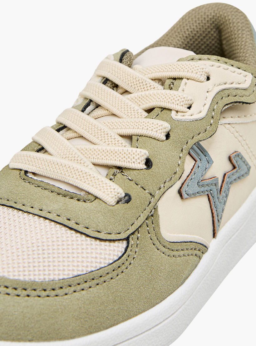 حذاء سنيكرز برباط إغلاق للأولاد من جونيورز-boys-shoes-sneakers-image-4