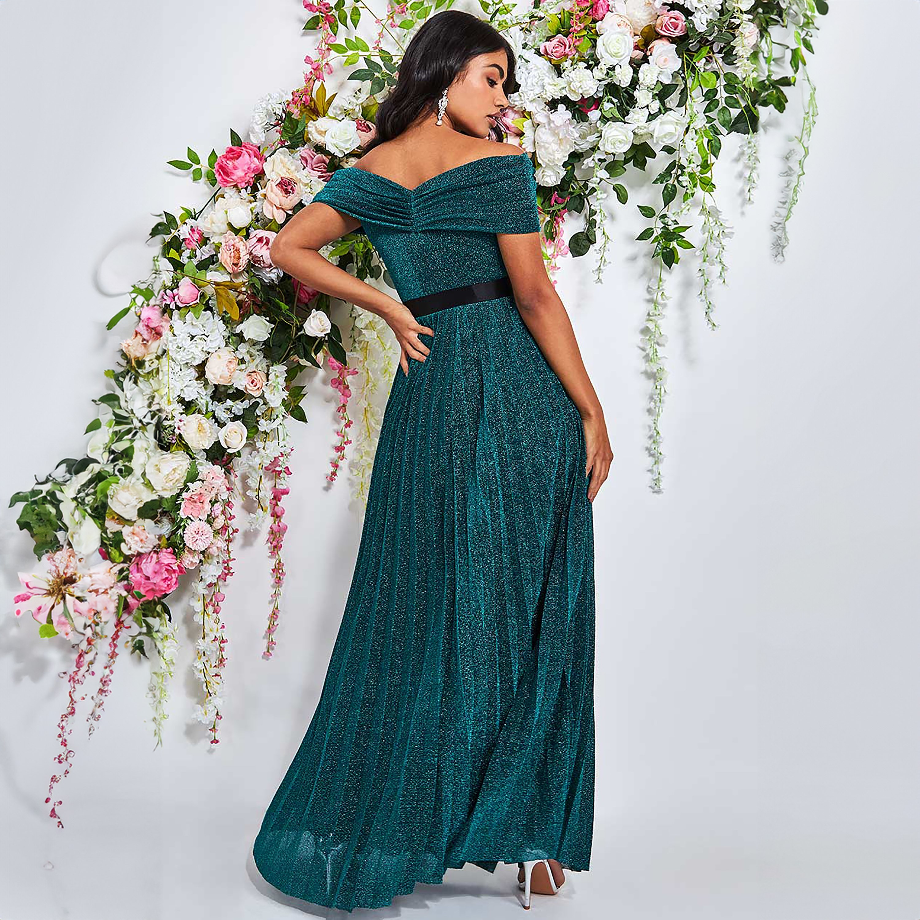 فستان ماكسي ذو متلألئة بطيات مع رقبة باردوت من جوديفا-women-clothing-dresses-image-4