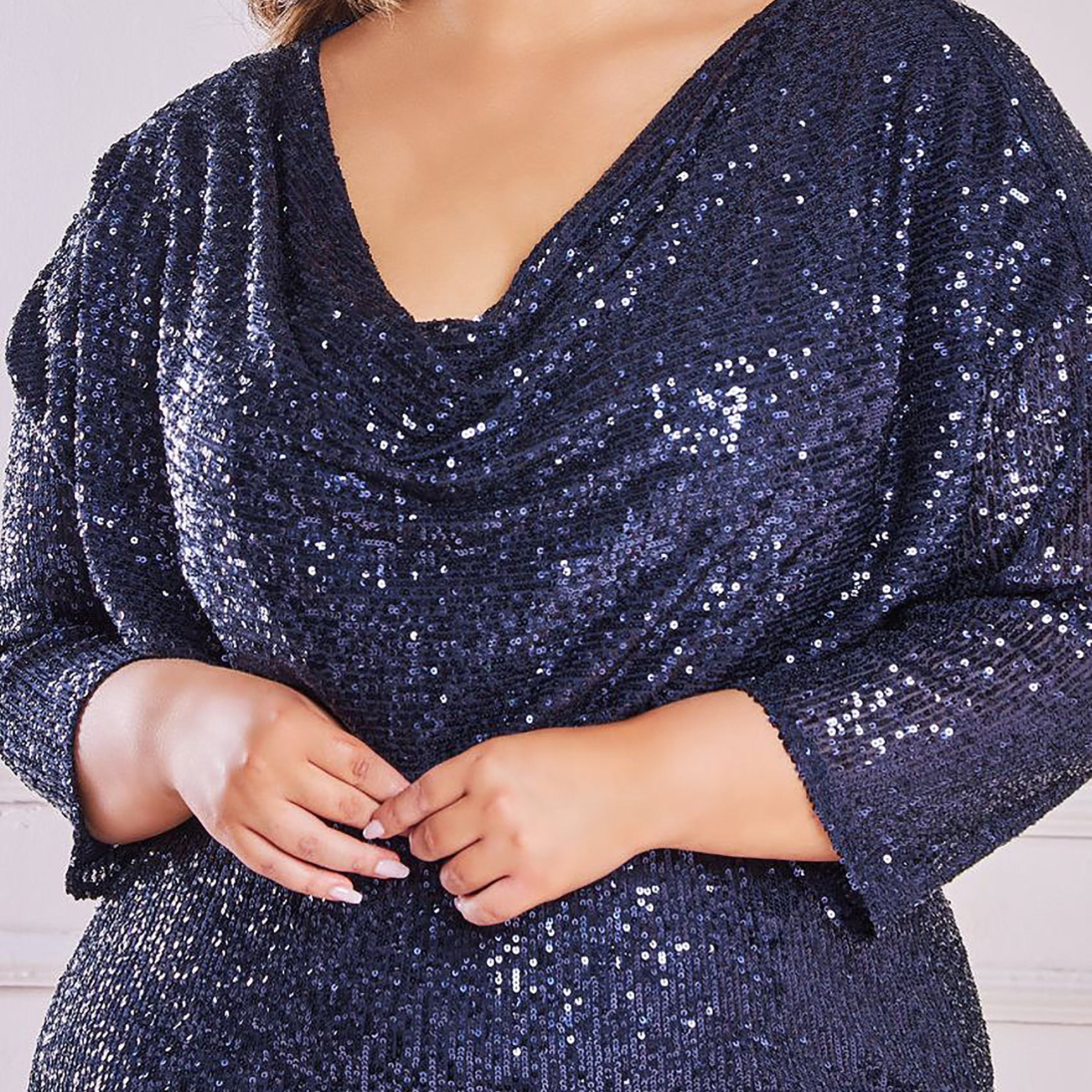 فستان ميدي برقبة كاول مع سكوینس ذو مقاس كبير من جوديفا-women-clothing-dresses-image-2