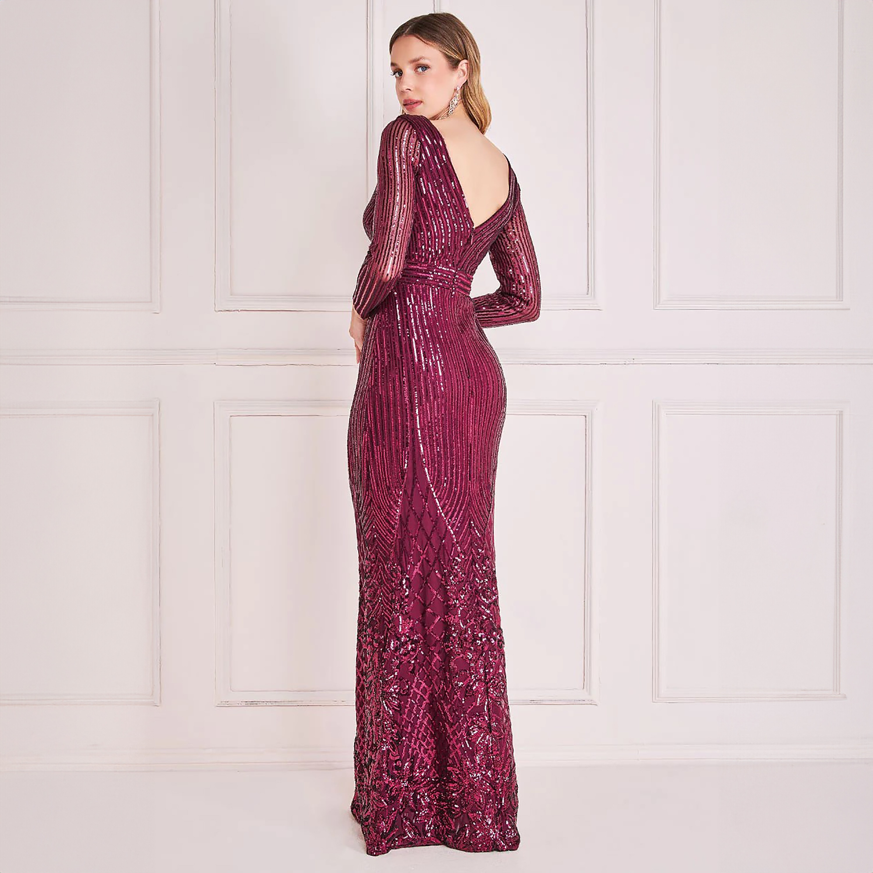 فستان ماكسي ملفوف برقبة على شكل وى مع سكوینس من جوديفا-women-clothing-dresses-image-3