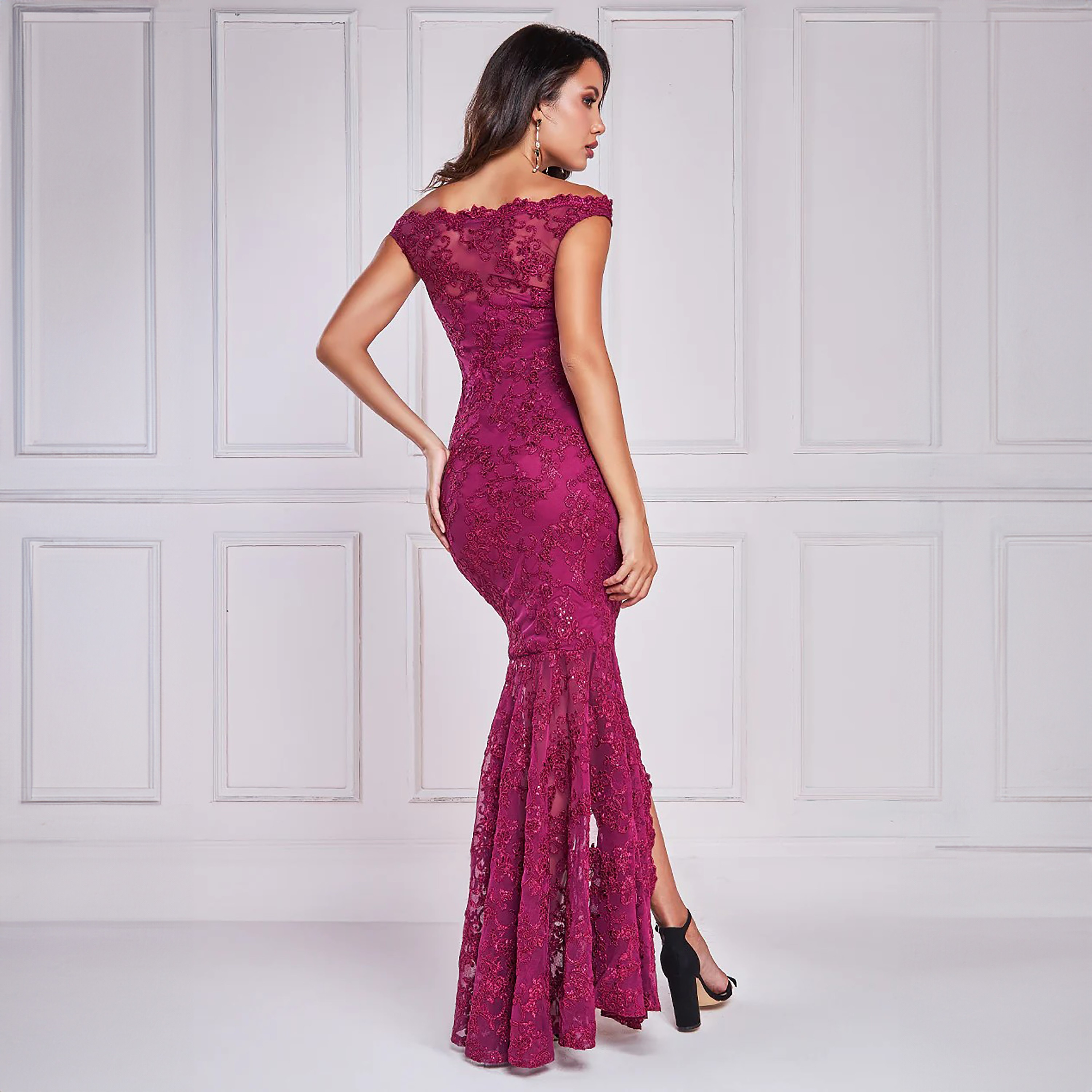 فستان ماكسي بياقة مكشوفة الكتفين مع باردوت بسكوینس من جوديفا-women-clothing-dresses-image-8