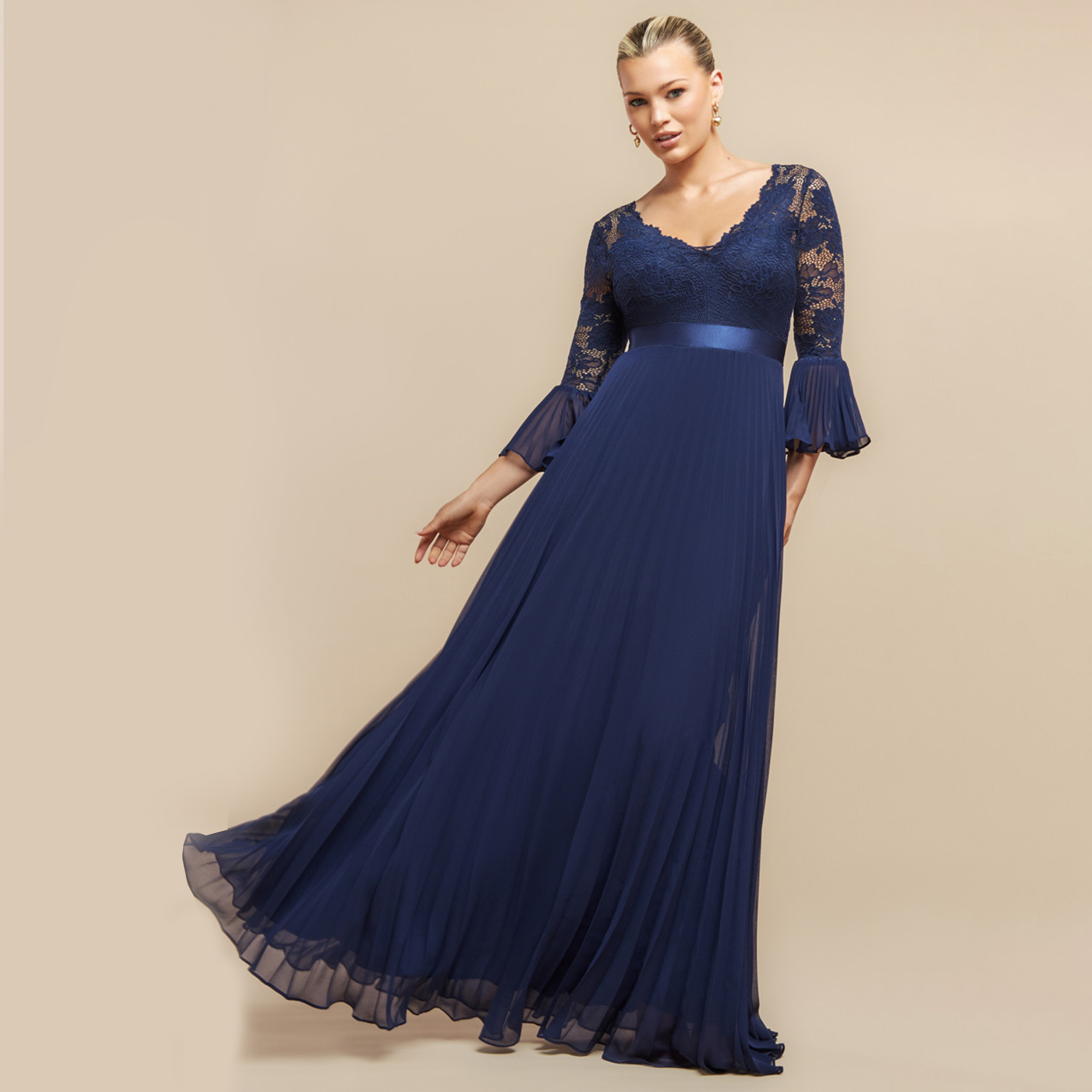 فستان سهرة نسائي ماكسي بقصة إمبراطورية وشيفون مطوي وأكمام جرس من جوديفا-women-clothing-dresses-image-7
