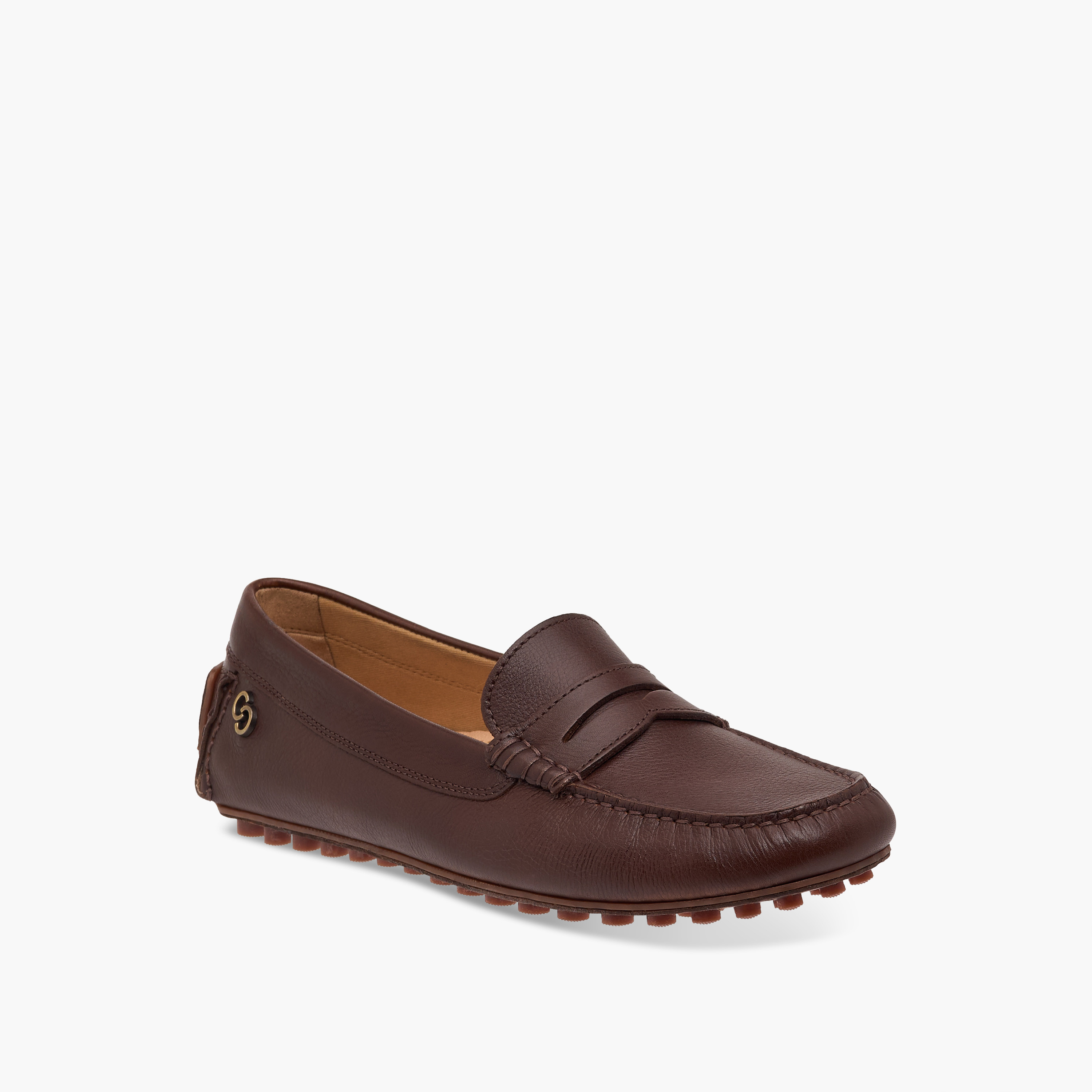 حذاء خفيف سهل الارتداء بتفاصيل مفرّغة للنساء من سيليست-women-shoes-flats-loafers-image-2