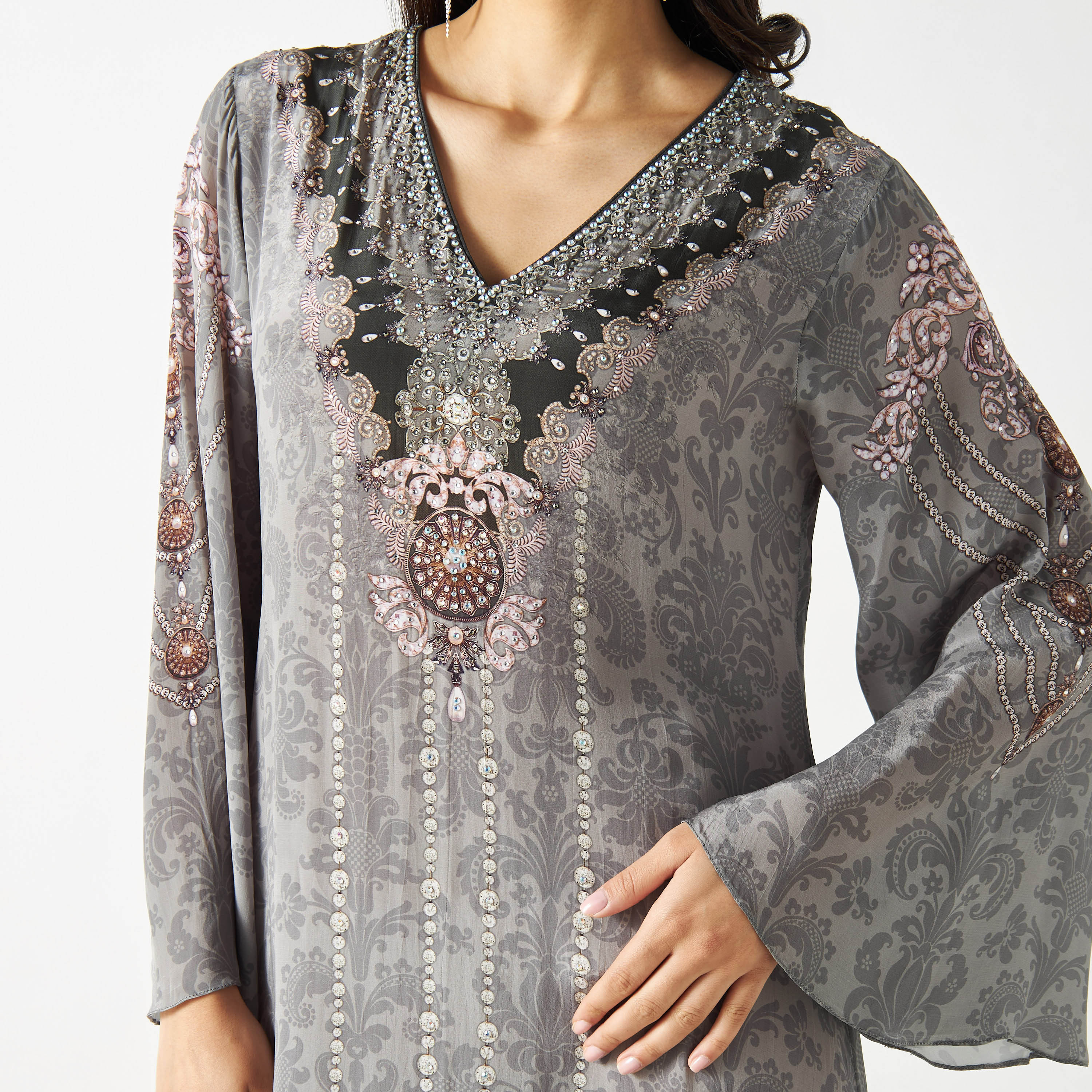 قطفان بطبعات وياقة V وأكمام واسعة-women-arabicclothing-kaftan-image-4