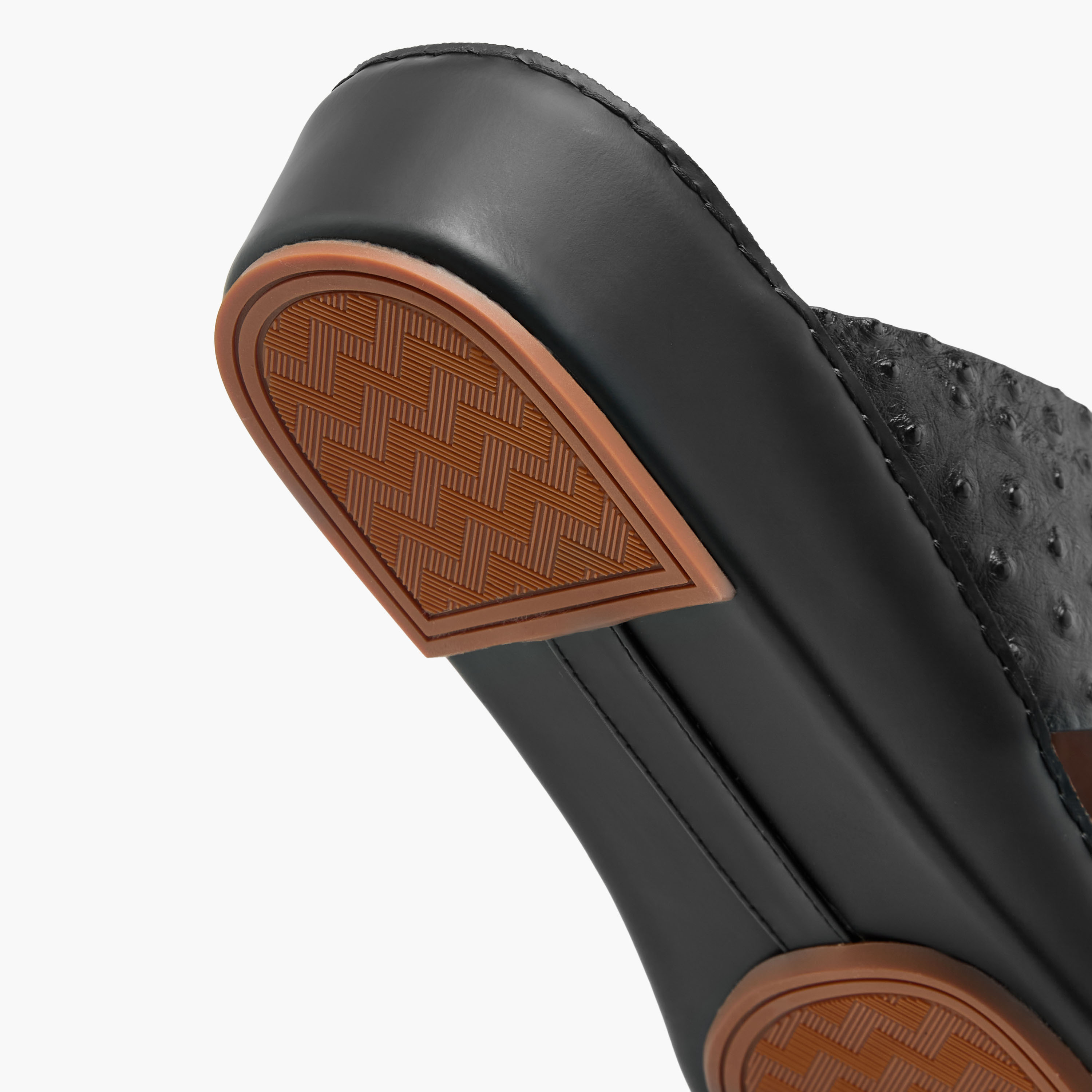 صندل مريح سهل الارتداء للرجال من دوتشيني-men-shoes-sandals-image-7