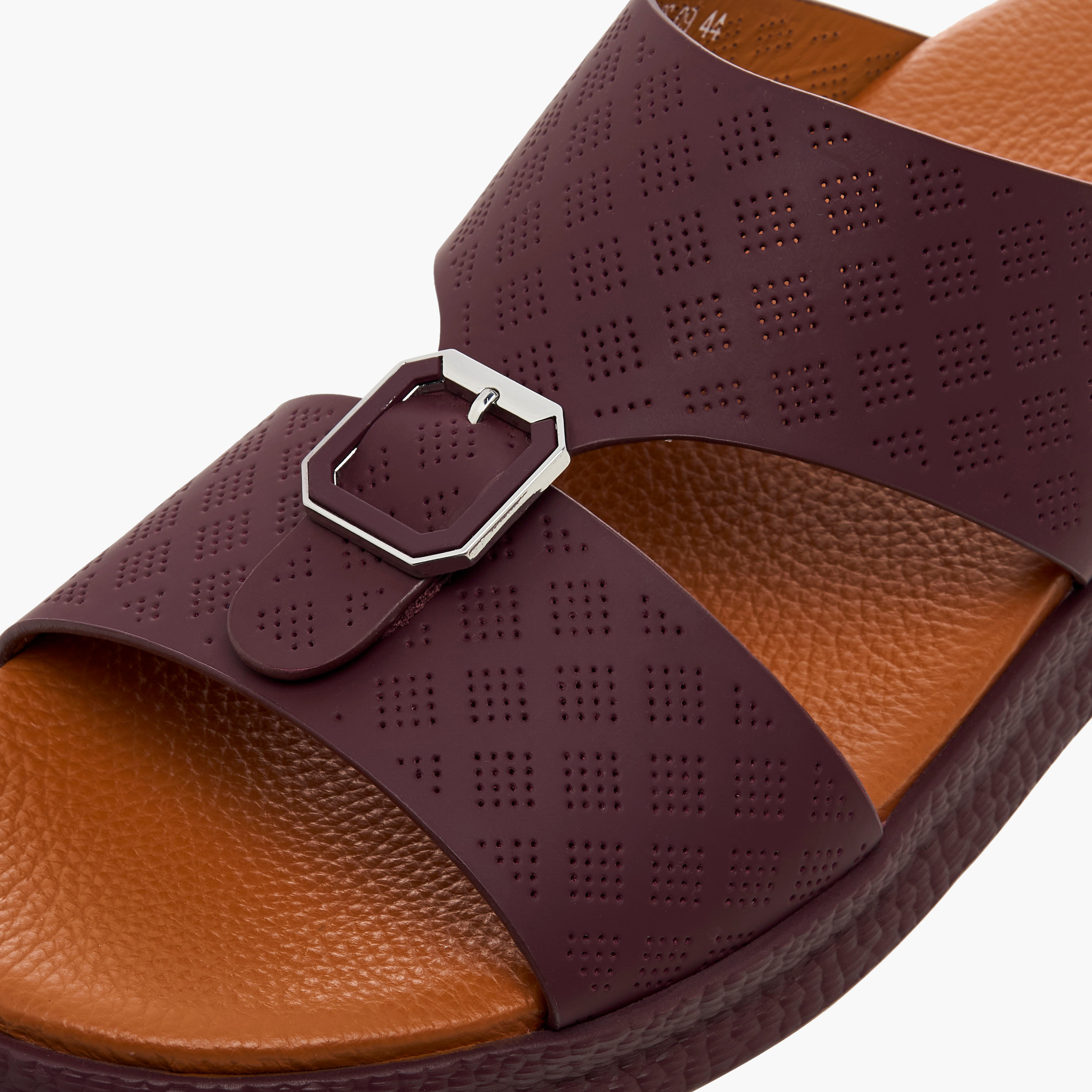 Duchini Men Perforated Strap Arabic Sandals-men-shoes-sandals-image-4