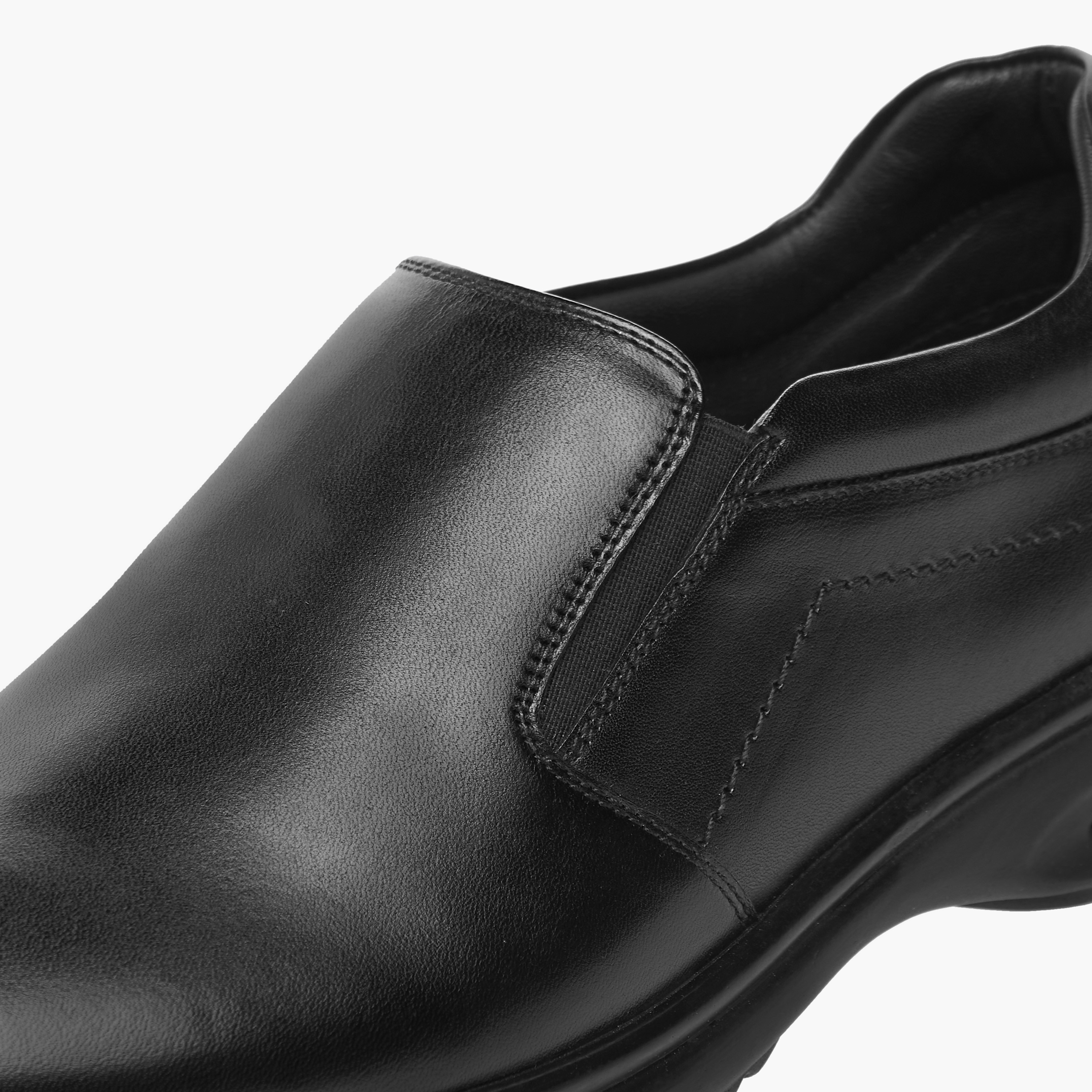 حذاء سهل الارتداء جلد سادة من لو كونفورت-men-shoes-formalshoes-image-4