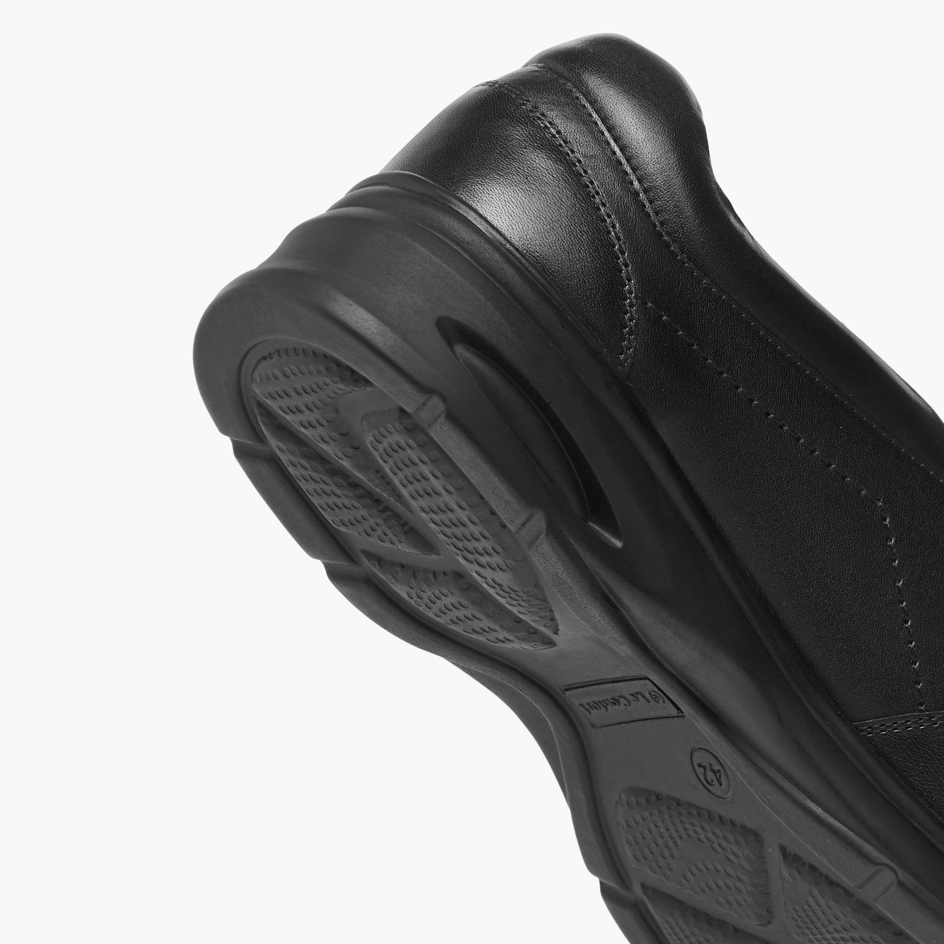 حذاء سهل الارتداء جلد سادة من لو كونفورت-men-shoes-formalshoes-image-5