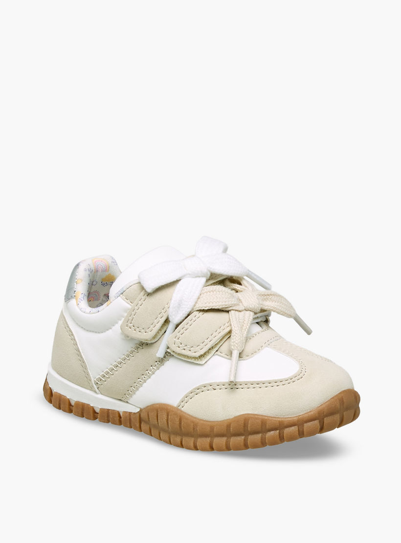 حذاء سنيكرز بطول الكاحل وشريط إغلاق لاصق للبنات من جونيورز-girls-shoes-sneakers-image-2