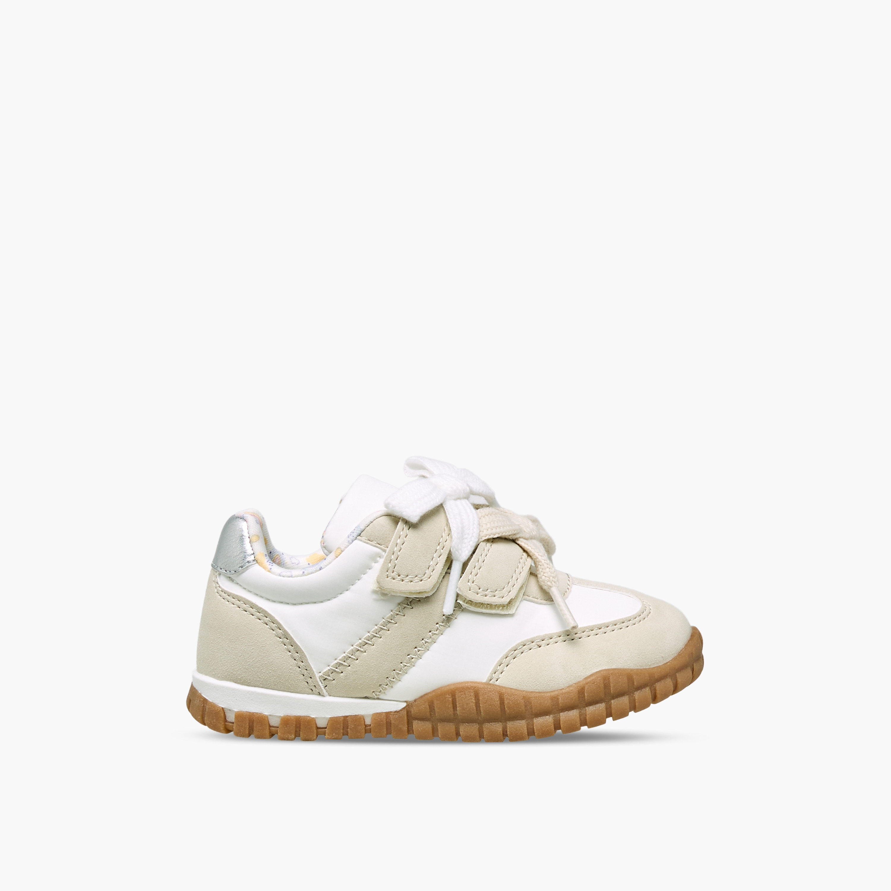 حذاء سنيكرز بطول الكاحل وشريط إغلاق لاصق للبنات من جونيورز-girls-shoes-sneakers-image-3