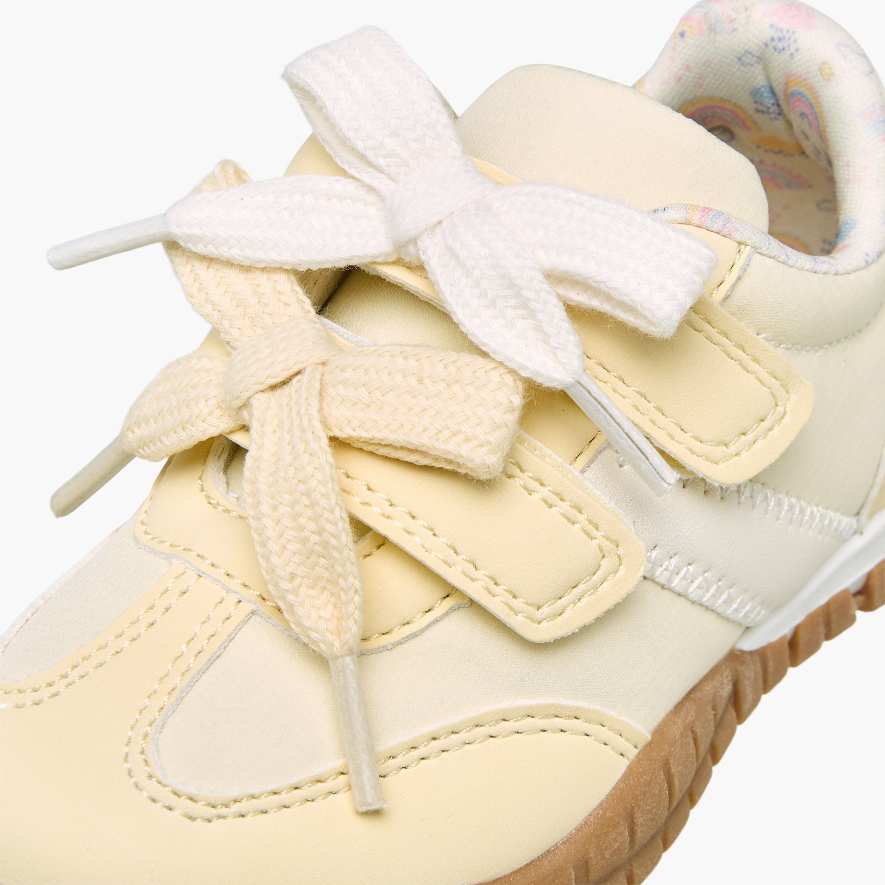 حذاء سنيكرز بطول الكاحل وشريط إغلاق لاصق للبنات من جونيورز-girls-shoes-sneakers-image-4