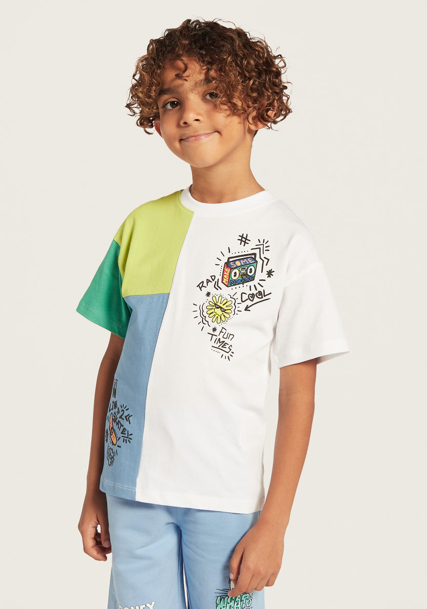 Juniors Graphic Print T-shirt with Crew Neck-T Shirts-image-0