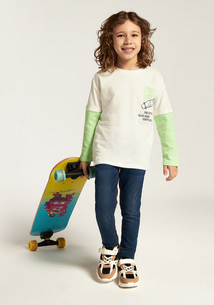 Juniors Graphic Print T-shirt with Long Sleeves and Crew Neck-T Shirts-image-1