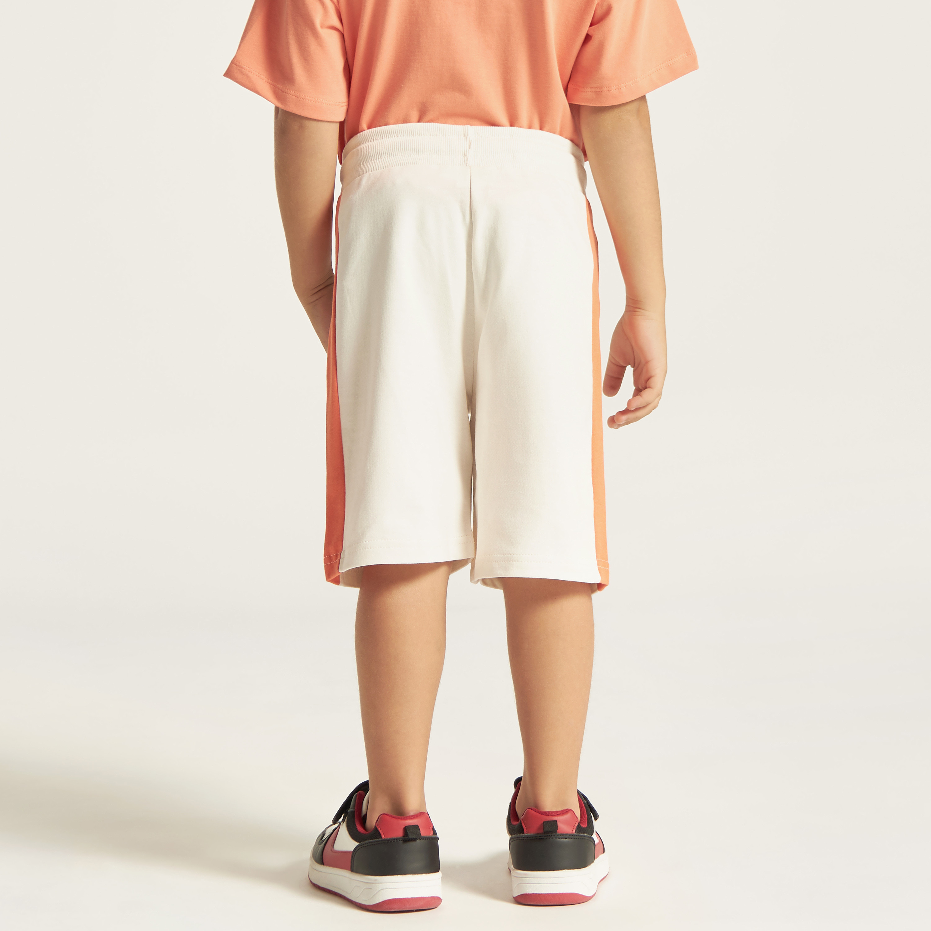 Juniors Panelled Shorts with Drawstring Closure and Pockets-baby-boys-clothing-bottoms-shorts-image-4