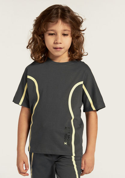 XYZ Printed Short Sleeves T-shirt and Shorts Set-Clothes Sets-image-1