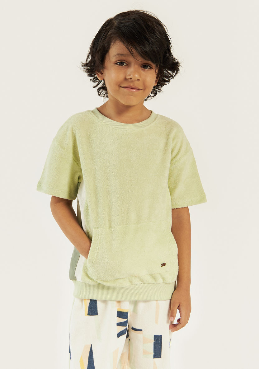 Eligo Textured T-shirt with Kangaroo Pockets and Round Neck-T Shirts-image-0