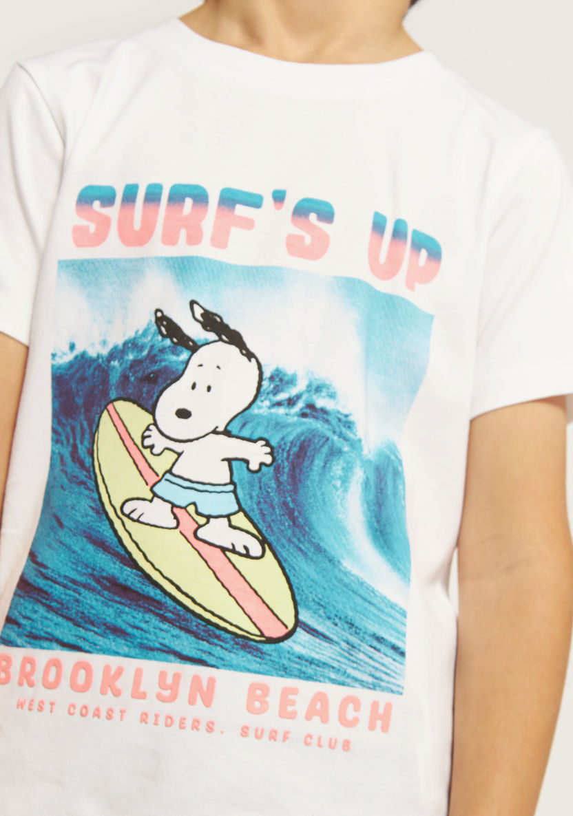 Snoopy Graphic Print T-shirt with Short Sleeves and Crew Neck-T Shirts-image-2
