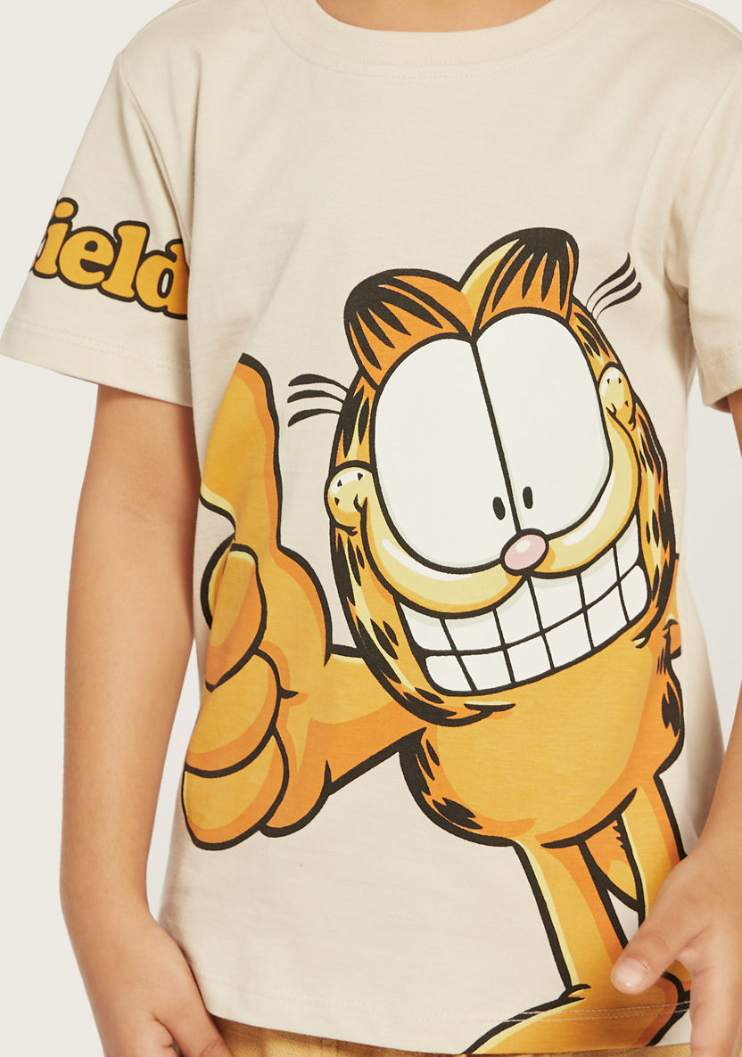 Garfield Graphic Print T-shirt-T Shirts-image-2