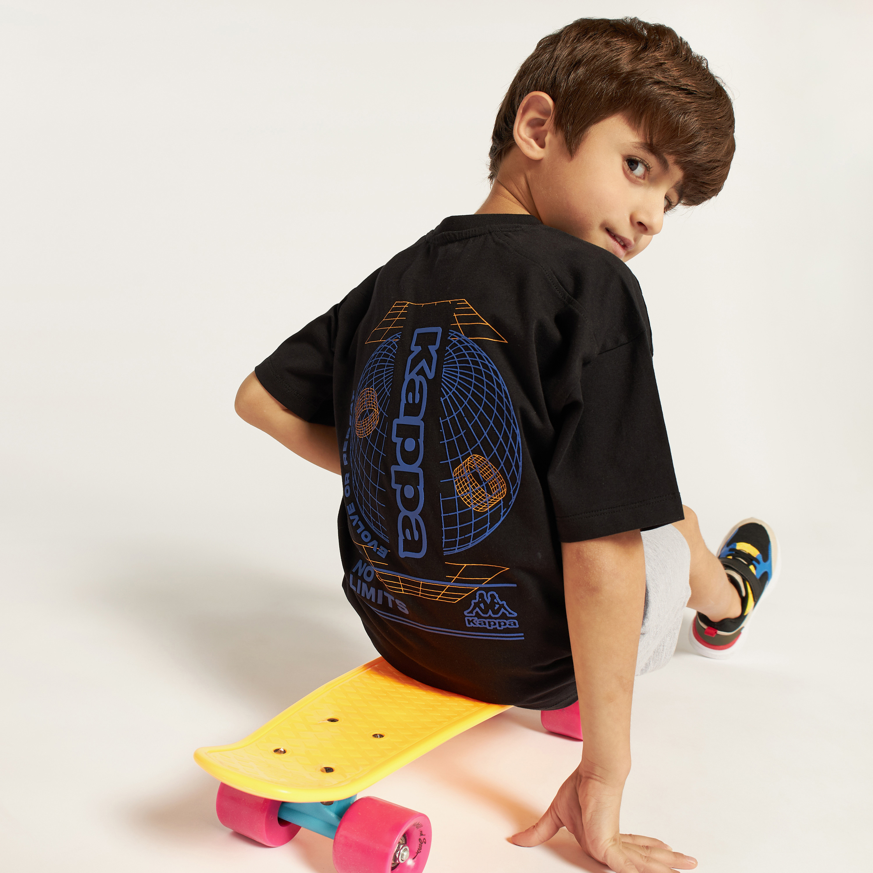 Kappa Graphic Print T-shirt with Short Sleeves and Round Neck-sports-boys-clothing-tops-image-1