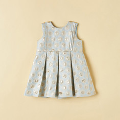 Juniors Textured Sleeveless Pleated Dress with Bow