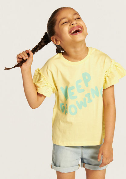 Juniors Slogan Print T-shirt with Crew Neck and Ruffled Sleeves-T Shirts-image-0