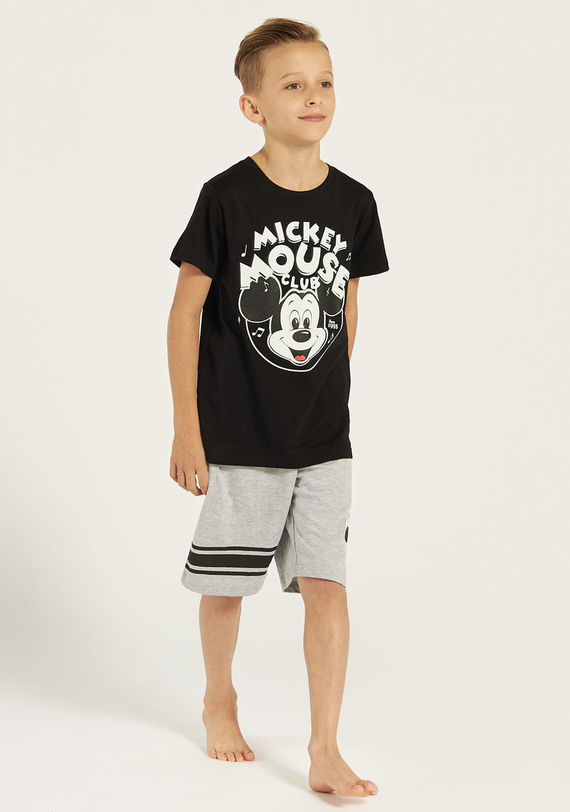 Disney Mickey Mouse Print Short Sleeves T-shirt and Shorts Set-Nightwear-image-0
