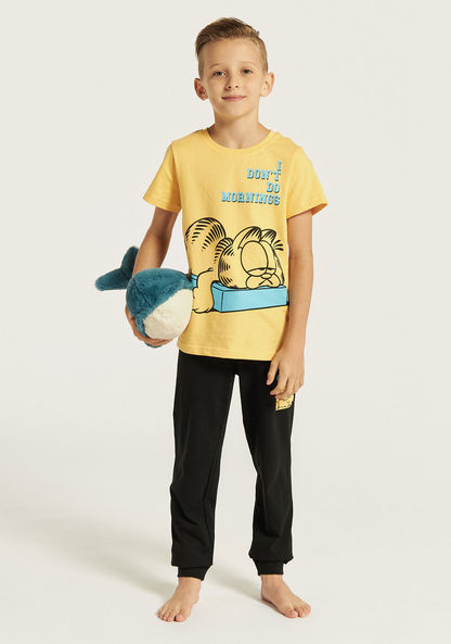 Garfield Print T-shirt and Pyjama Set-Nightwear-image-0