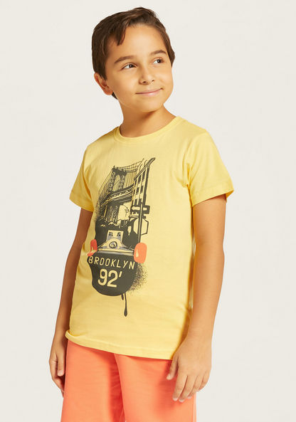Juniors All-Over Graphic Print T-shirt with Short Sleeves and Crew Neck-T Shirts-image-0