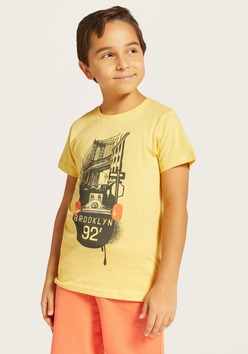 Juniors All-Over Graphic Print T-shirt with Short Sleeves and Crew Neck-T Shirts-image-0