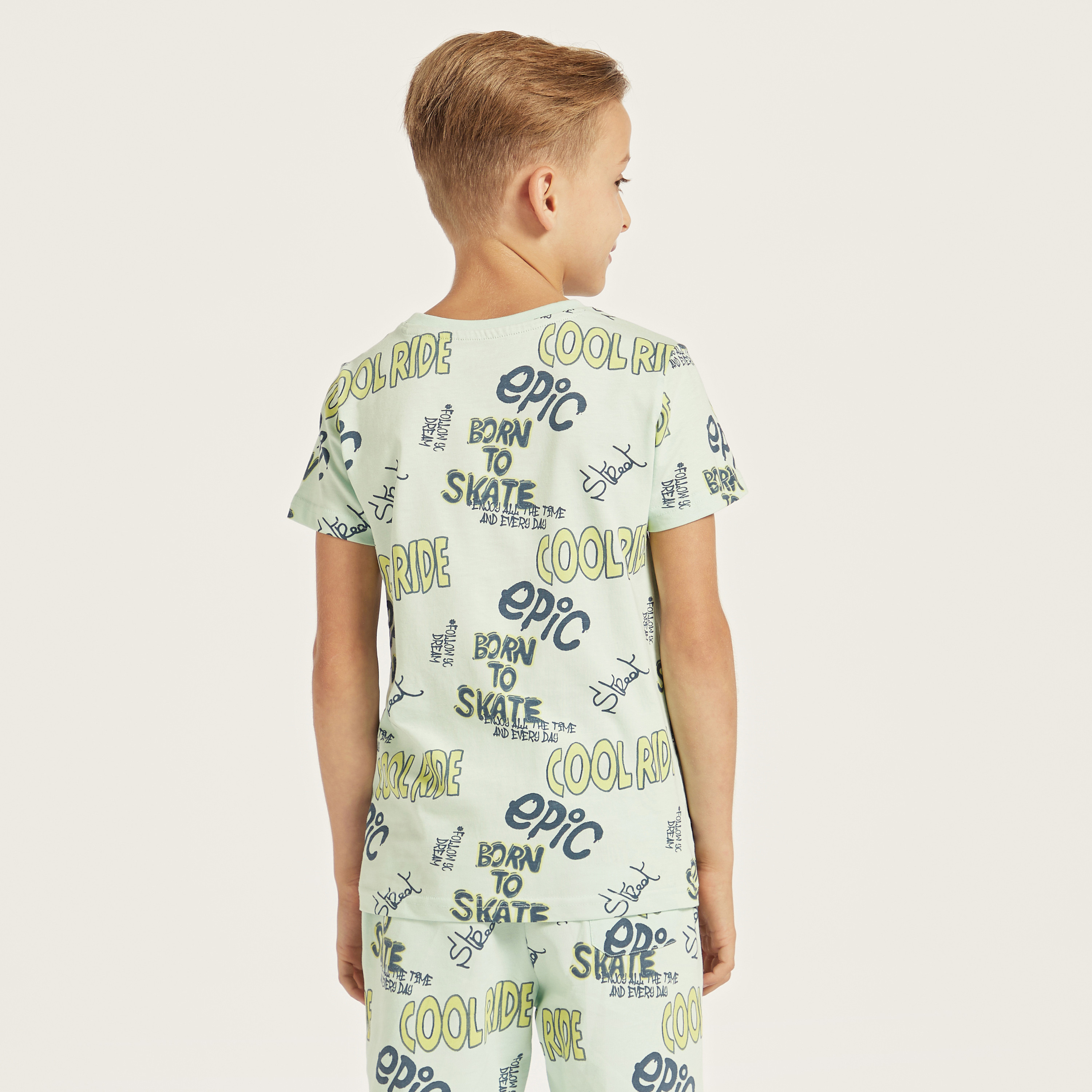 Juniors All-Over Typography Print Crew Neck T-shirt with Short Sleeves-boys-clothing-tshirtsandpolos-image-4