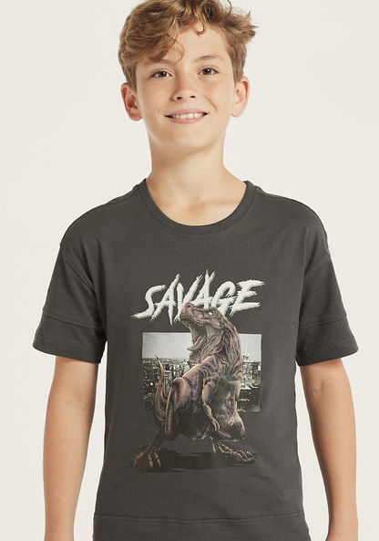 Juniors Graphic Print T-shirt with Short Sleeves and Crew Neck-T Shirts-image-2