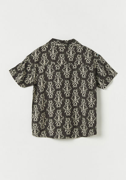 Juniors All-Over Print Shirt with Short Sleeves and Button Closure-Shirts-image-3