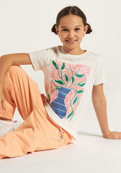 Juniors Graphic Print Round Neck T-shirt with Short Sleeves-T Shirts-image-0