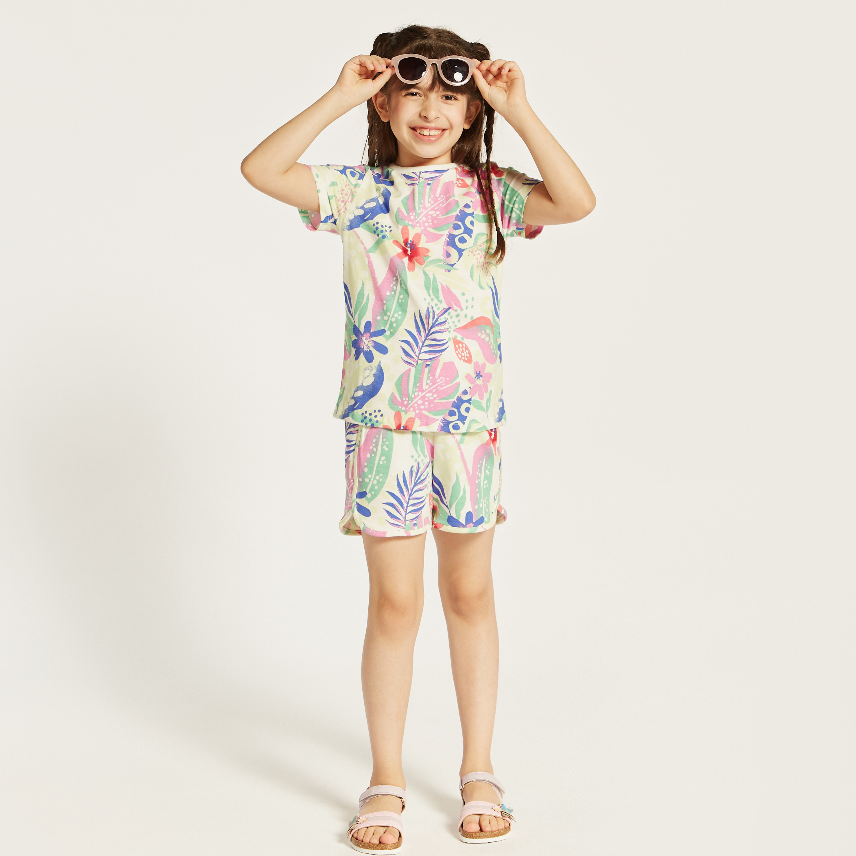 Juniors All-Over Tropical Print T-shirt with Short Sleeves-girls-clothing-schoolwear-tshirts-image-2