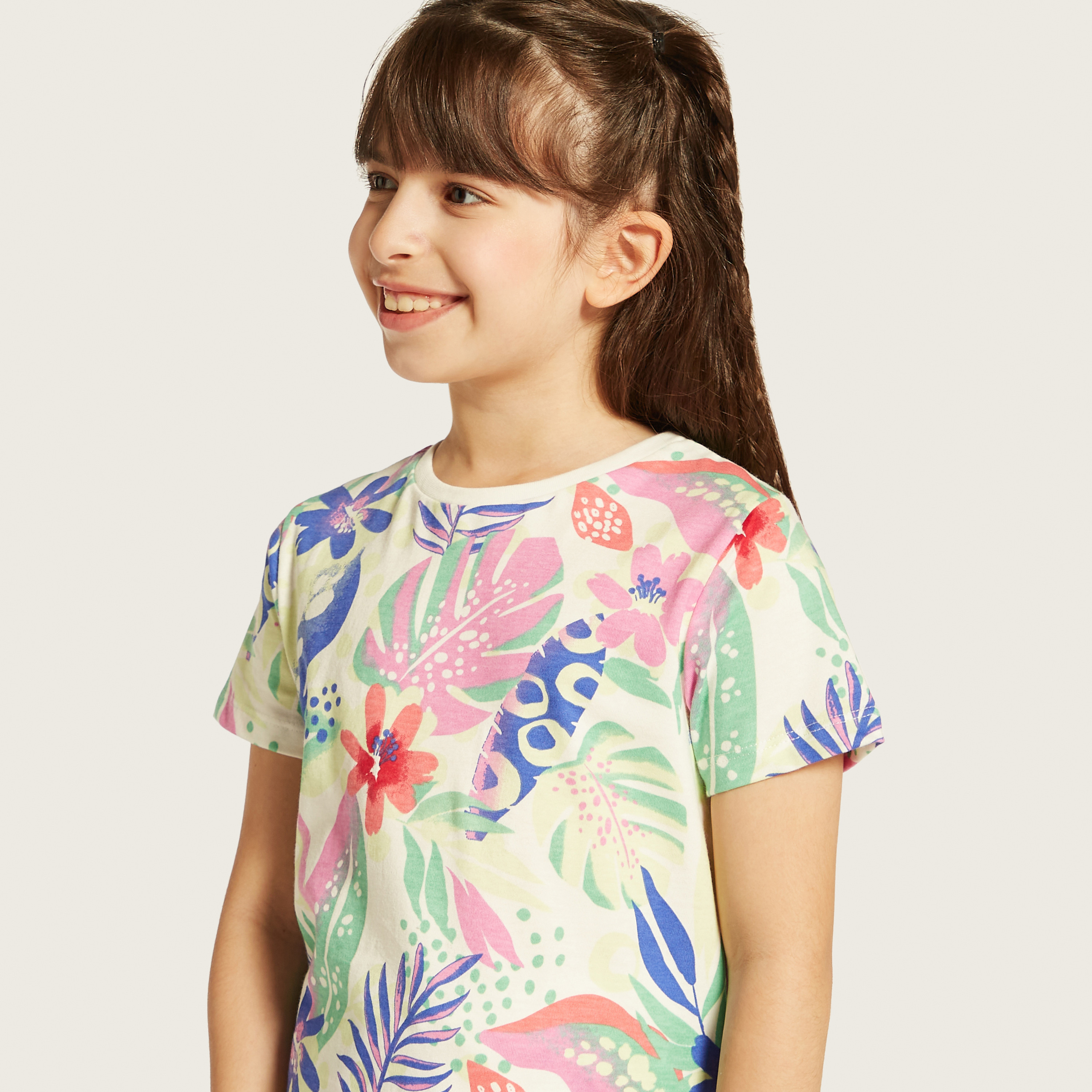 Juniors All-Over Tropical Print T-shirt with Short Sleeves-girls-clothing-schoolwear-tshirts-image-3