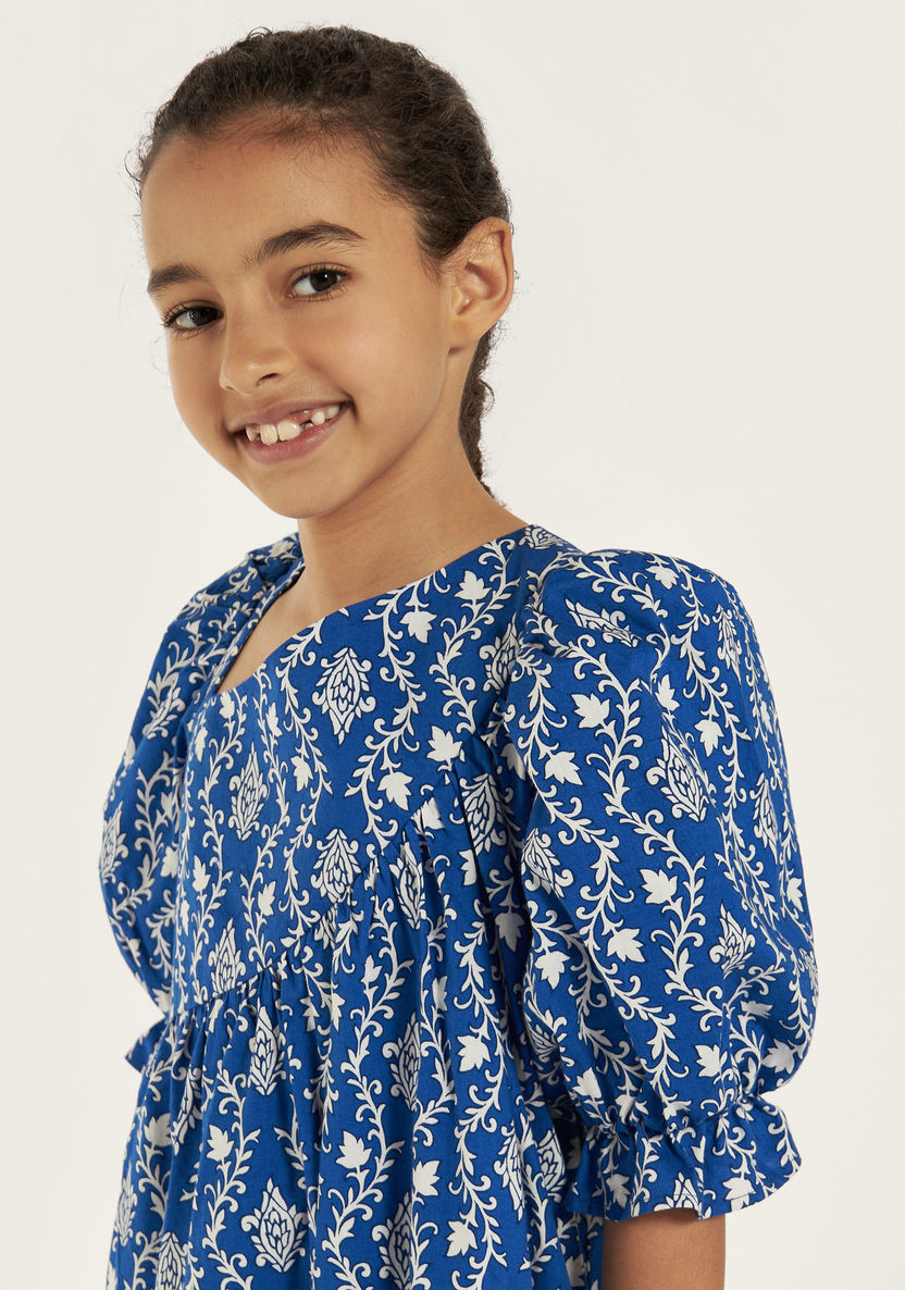 Juniors All-Over Print Dress with Puff Sleeves and Flounce Hem-Dresses, Gowns & Frocks-image-2