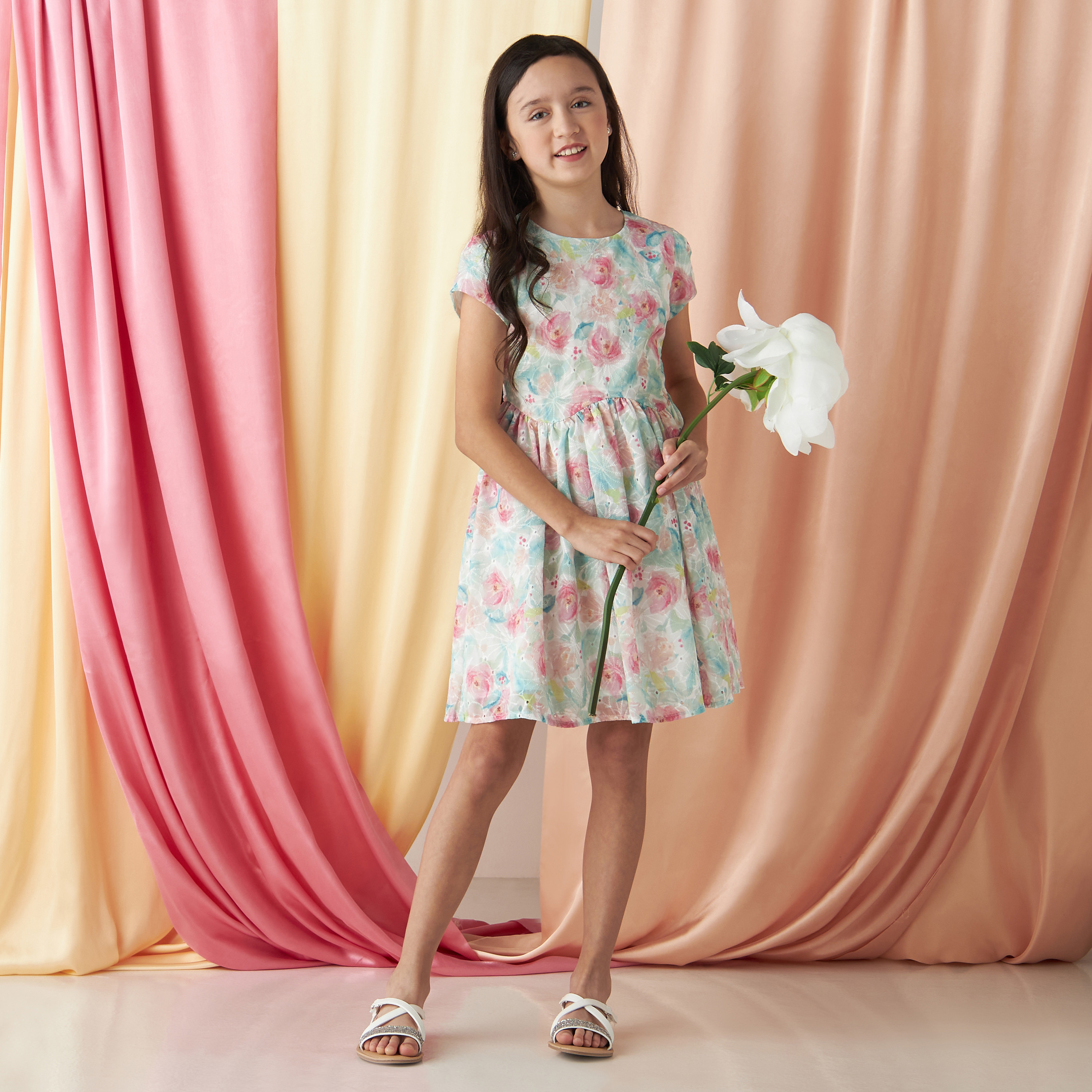 Floral print hotsell dresses online