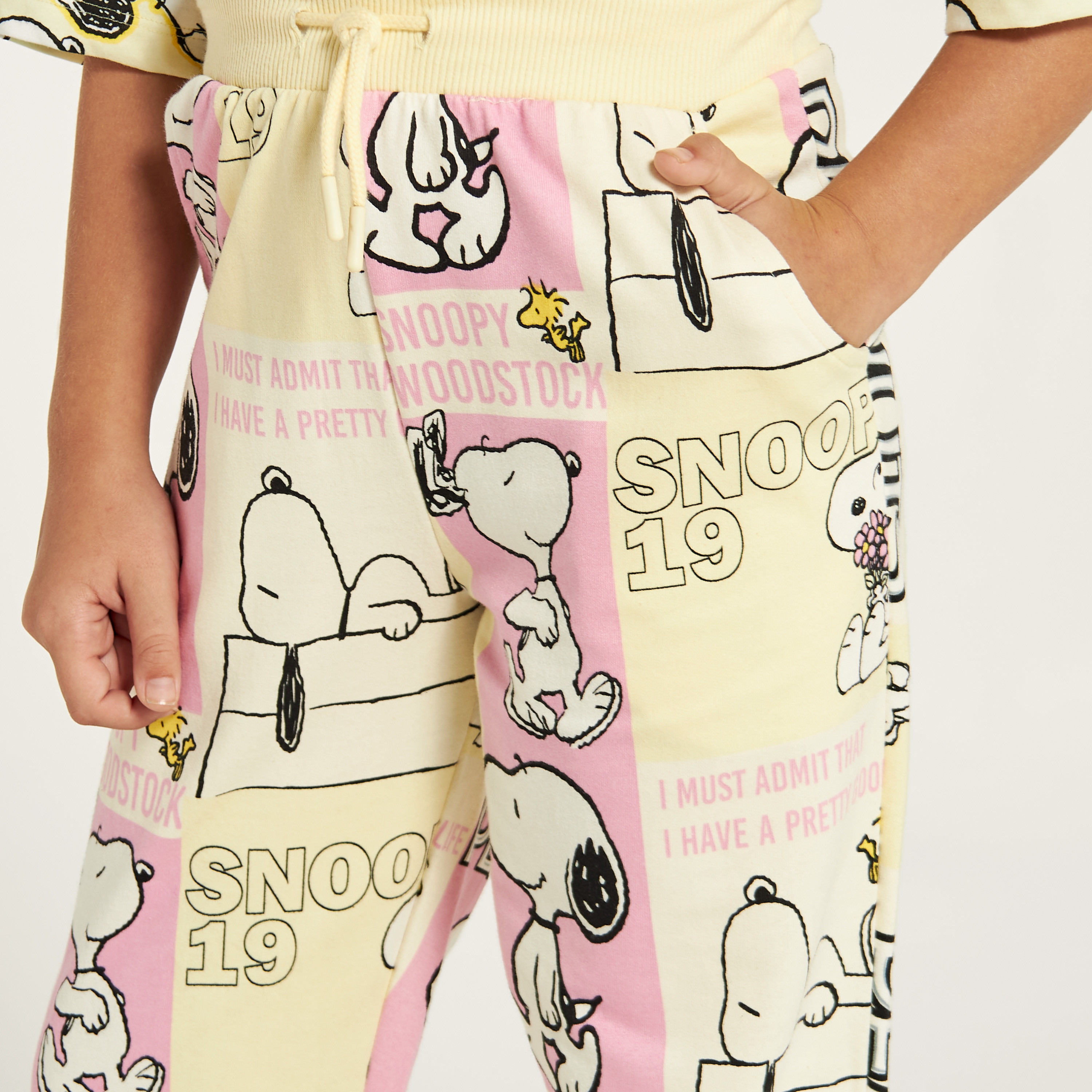 Snoopy Dog Print Joggers with Drawstring Closure and Pockets-girls-clothing-bottoms-joggersandtrackpants-image-2