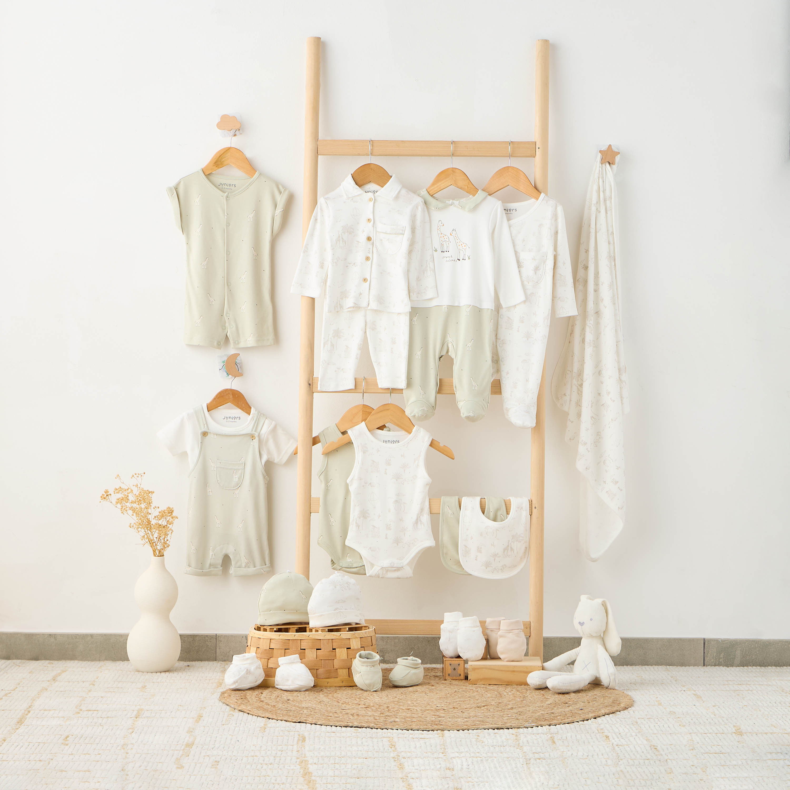 أفرول بطبعات زرافة وأكمام ممتدة من جونيورز-baby-boys-clothing-rompers-image-8