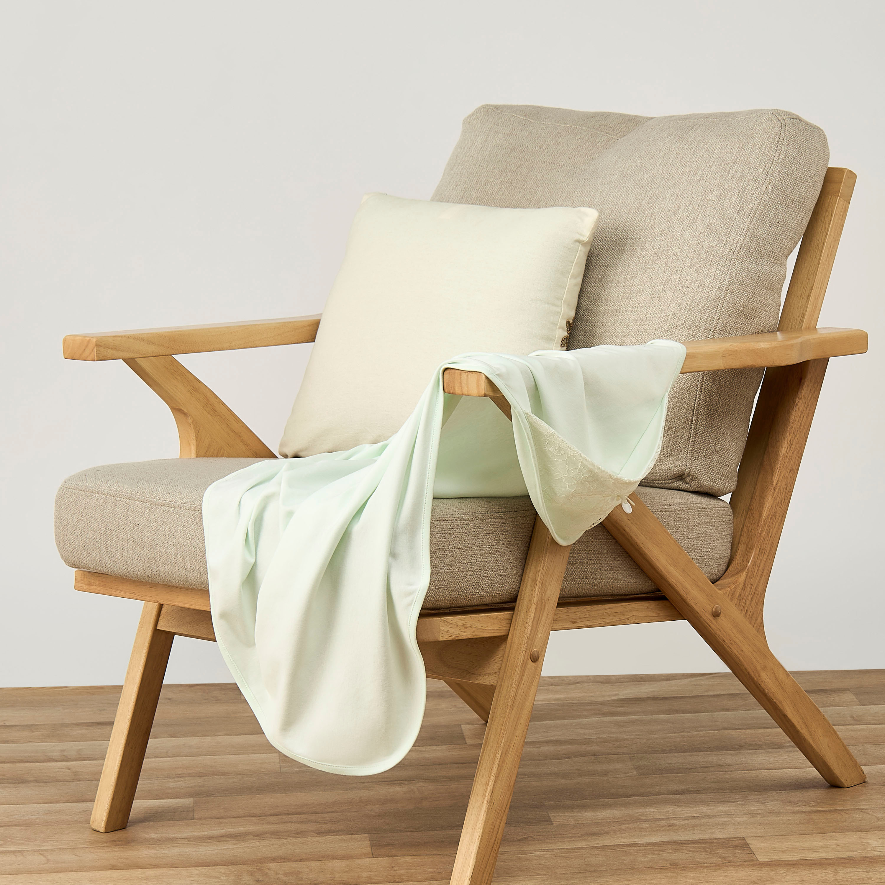 Giggles Receiving Blanket with Hood-baby-nursery-blanketsandswaddles-receivingblankets-image-2