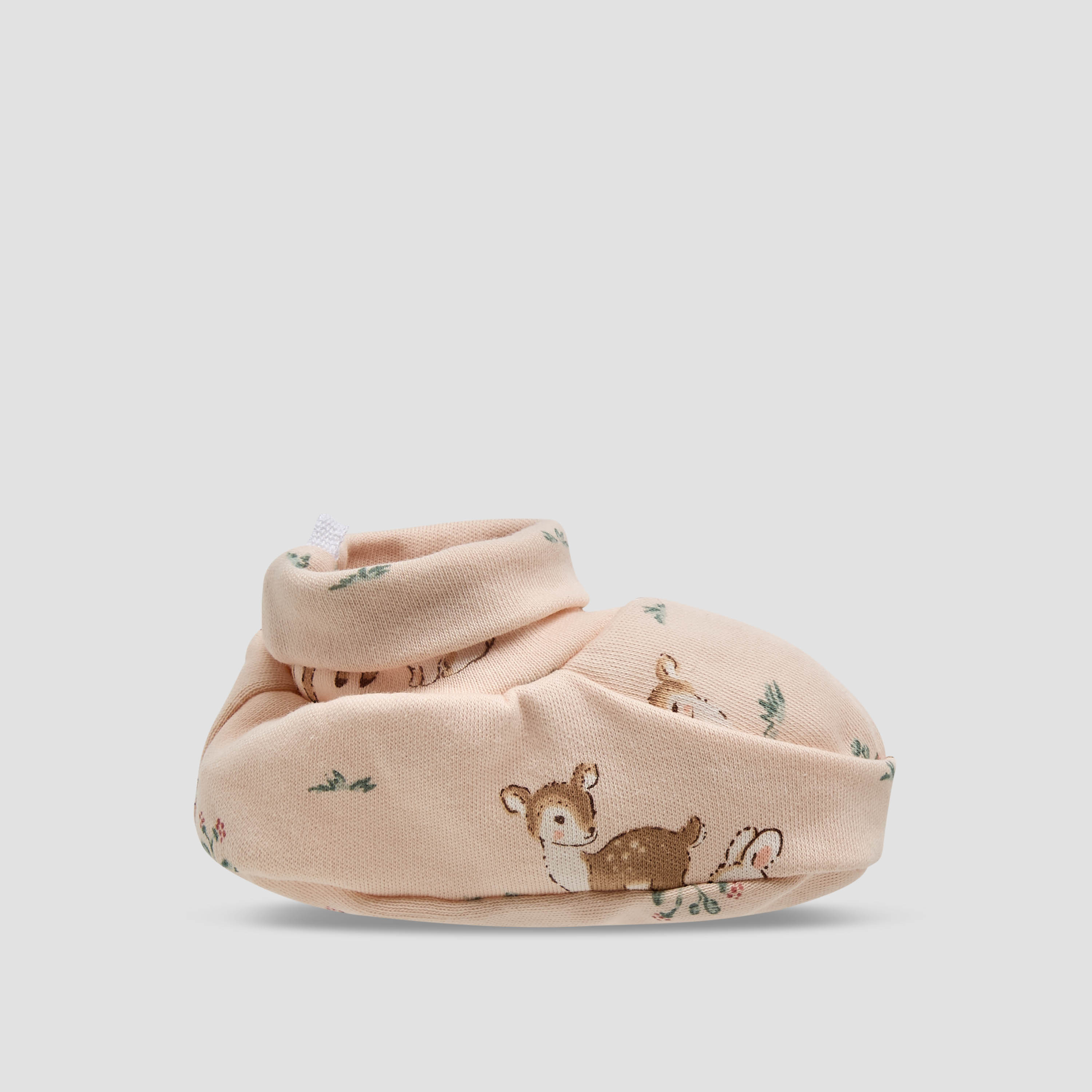 بوت أطفال بطبعات مرِحة من جونيورز – طقم من قطعتين-baby-girls-shoes-booties-image-7