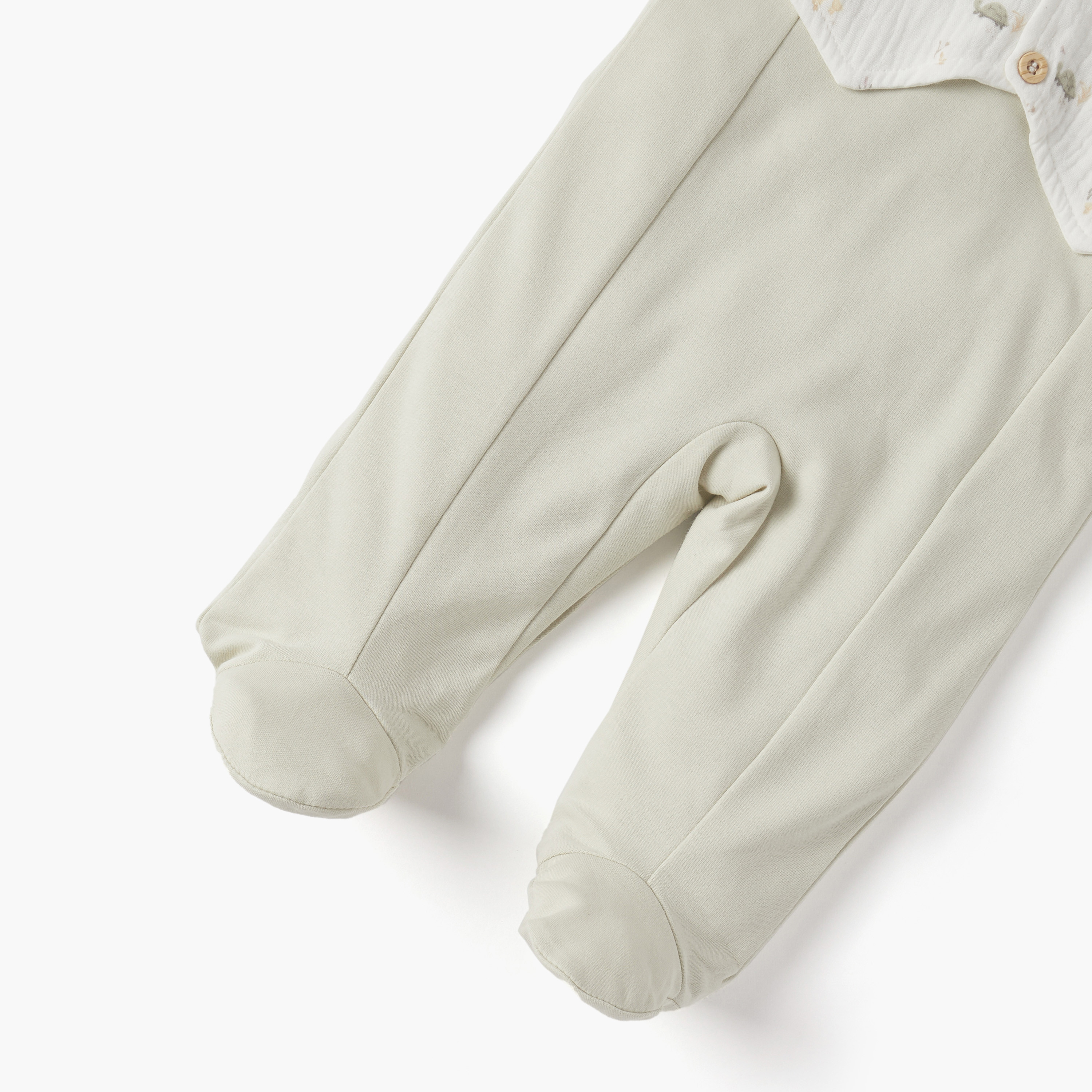 Giggles Solid Closed Feet Sleepsuit with Collar and Waistcoat-baby-boys-clothing-nightwear-sleepsuits-image-4