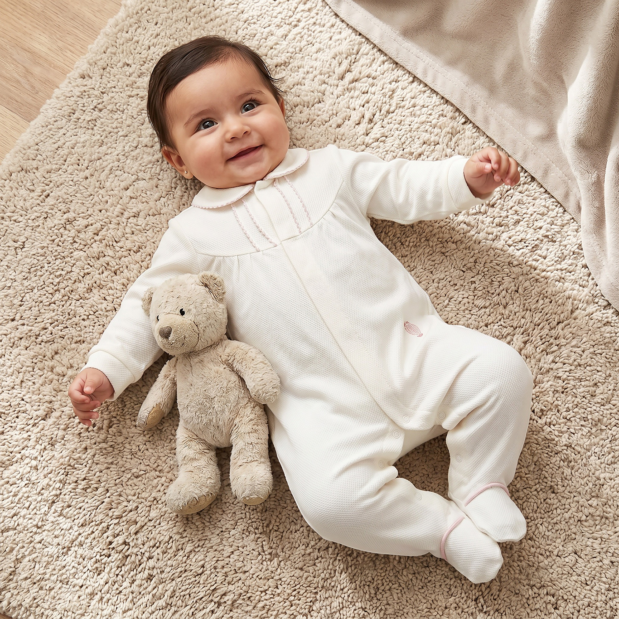 Giggles Cotton Collared Long Sleeves Sleepsuit with Snap Button Closure-baby-girls-clothing-nightwear-sleepsuits-image-2
