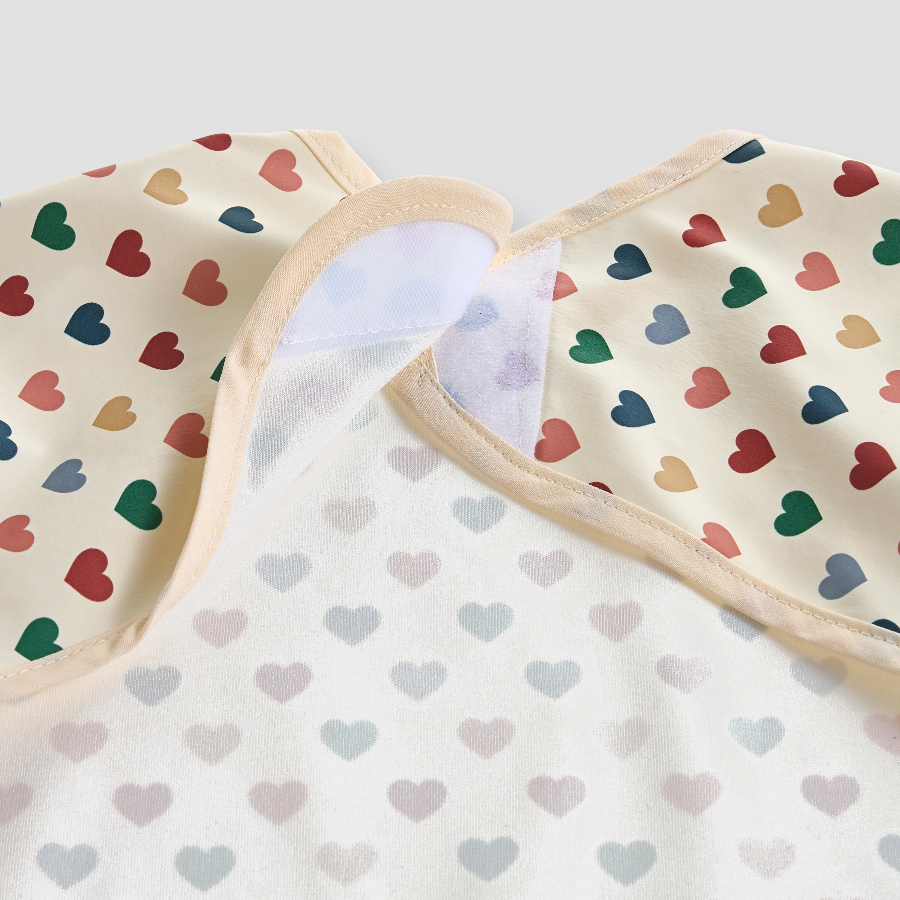 Juniors Heart Print Apron Bib with Long Sleeves-baby-feeding-bibs-image-6