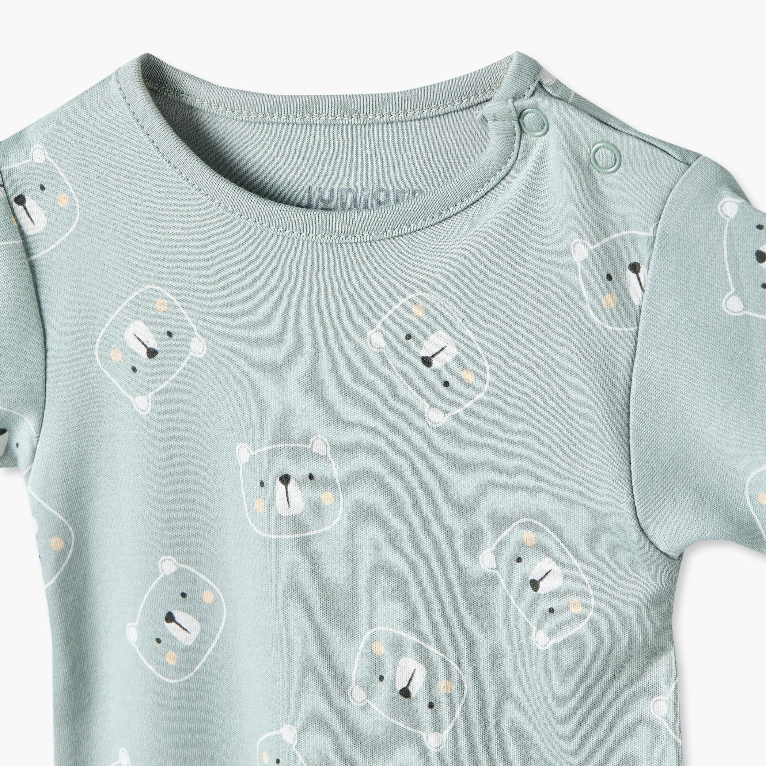 طقم تيشيرت قطن بياقة ضيقة وأكمام قصيرة وشورت بطبعات دب من جونيورز-baby-boys-clothing-nightwear-pyjamasets-image-7