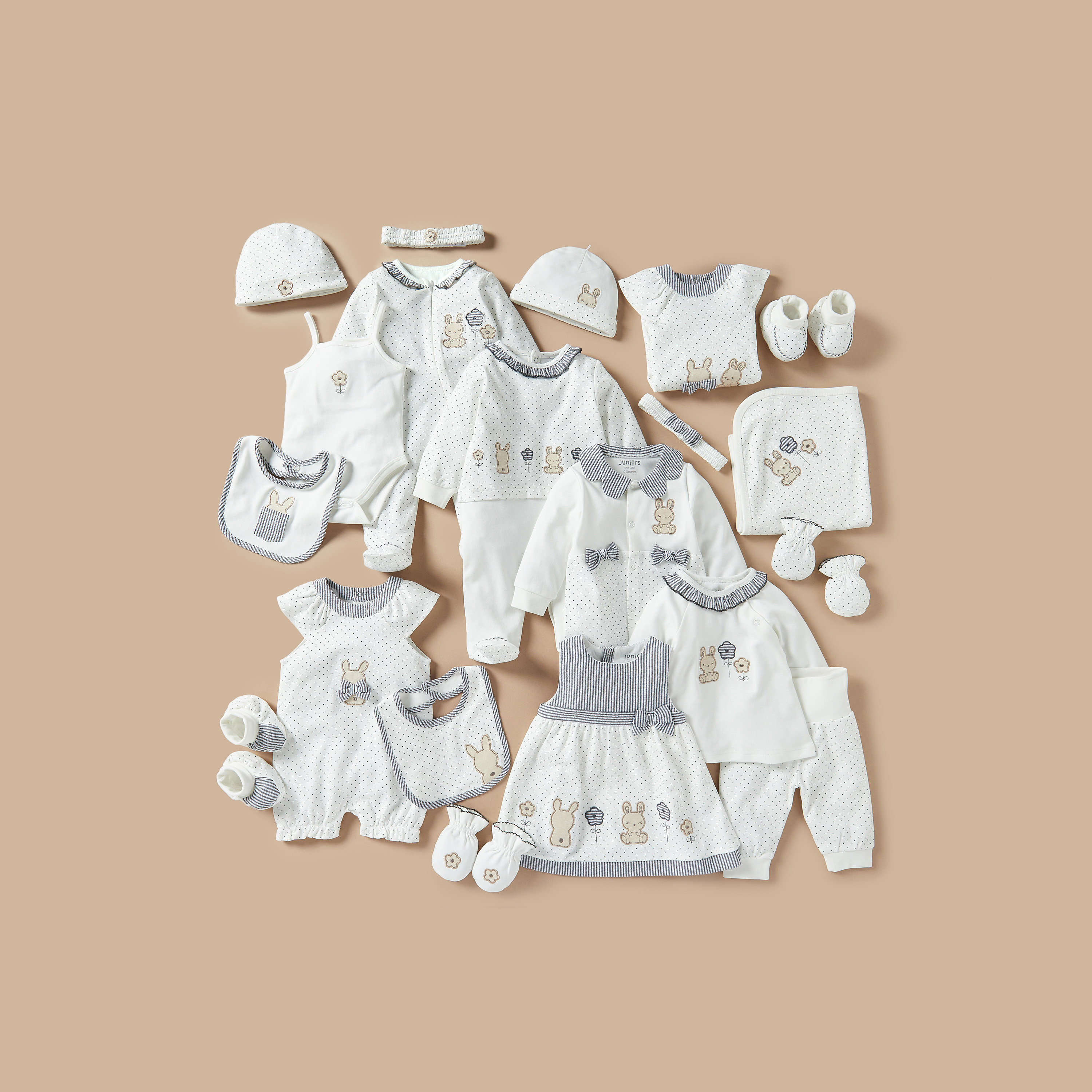 Juniors Bunny Applique Romper with Round Neck and Snap Button Closure-baby-girls-clothing-rompers-image-5