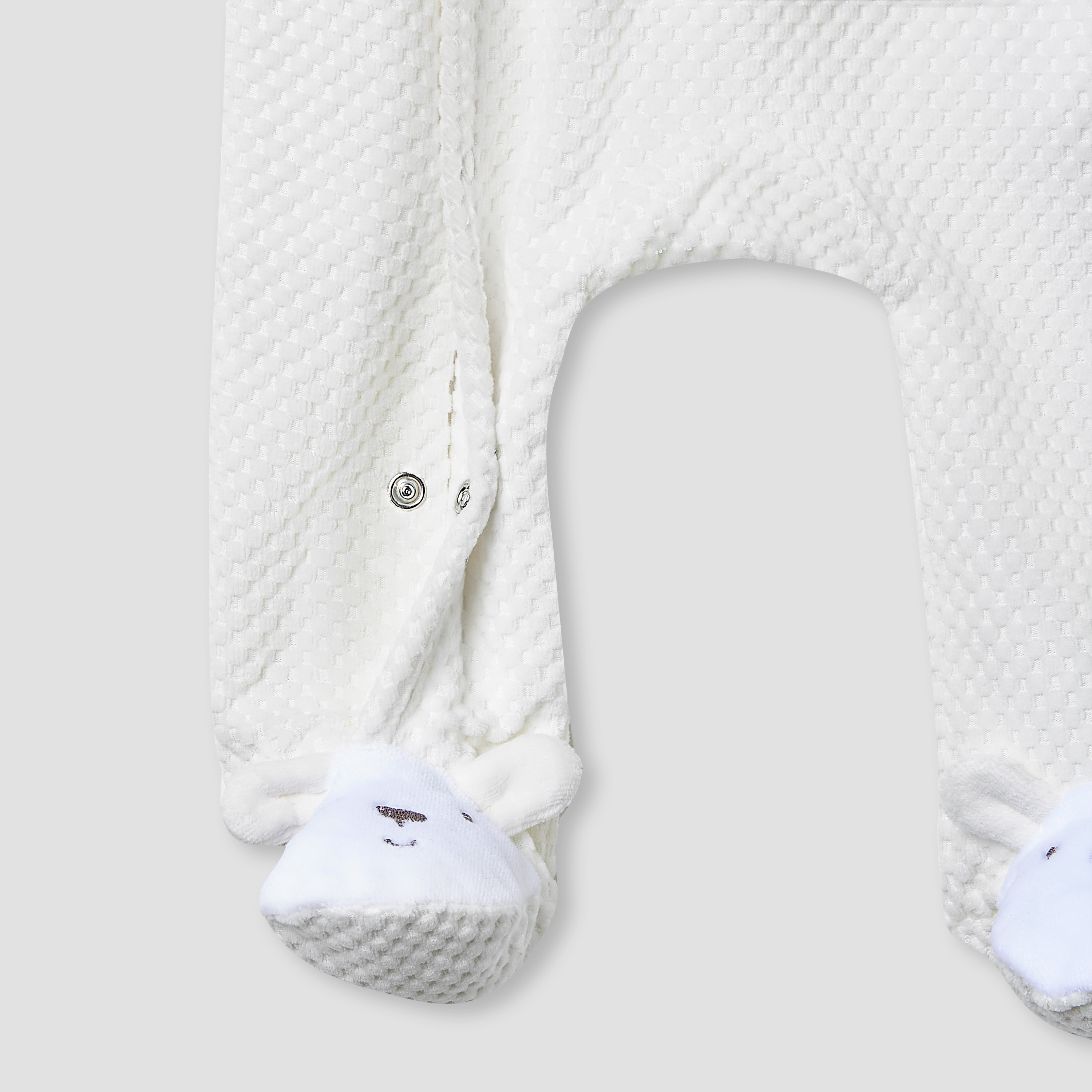 Juniors Crew Neck Sleepsuit with Bear Applique - Cotton Blend - Long Sleeves-baby-boys-clothing-nightwear-sleepsuits-image-4