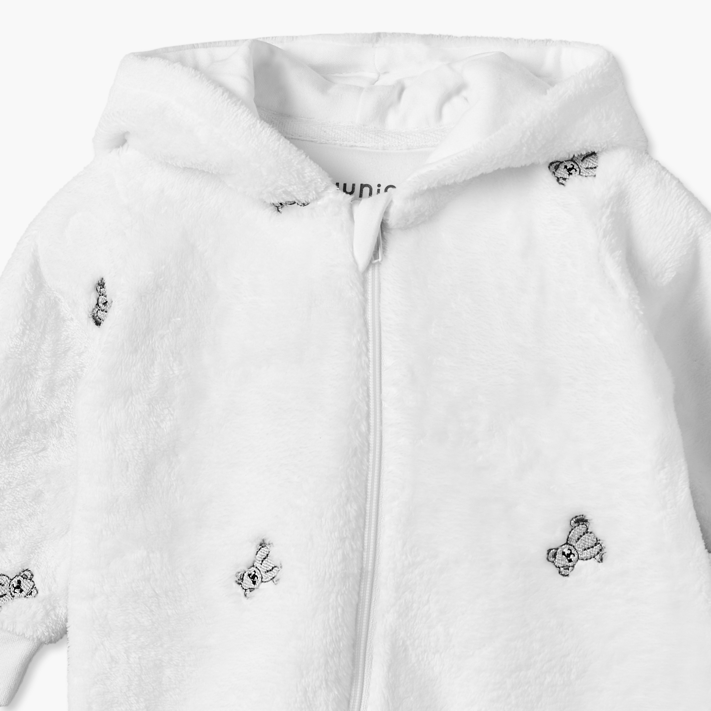 بدلة نوم قطن بقبعة وأكمام طويلة بتطريزات من جونيورز-baby-boys-clothing-nightwear-sleepsuits-image-4